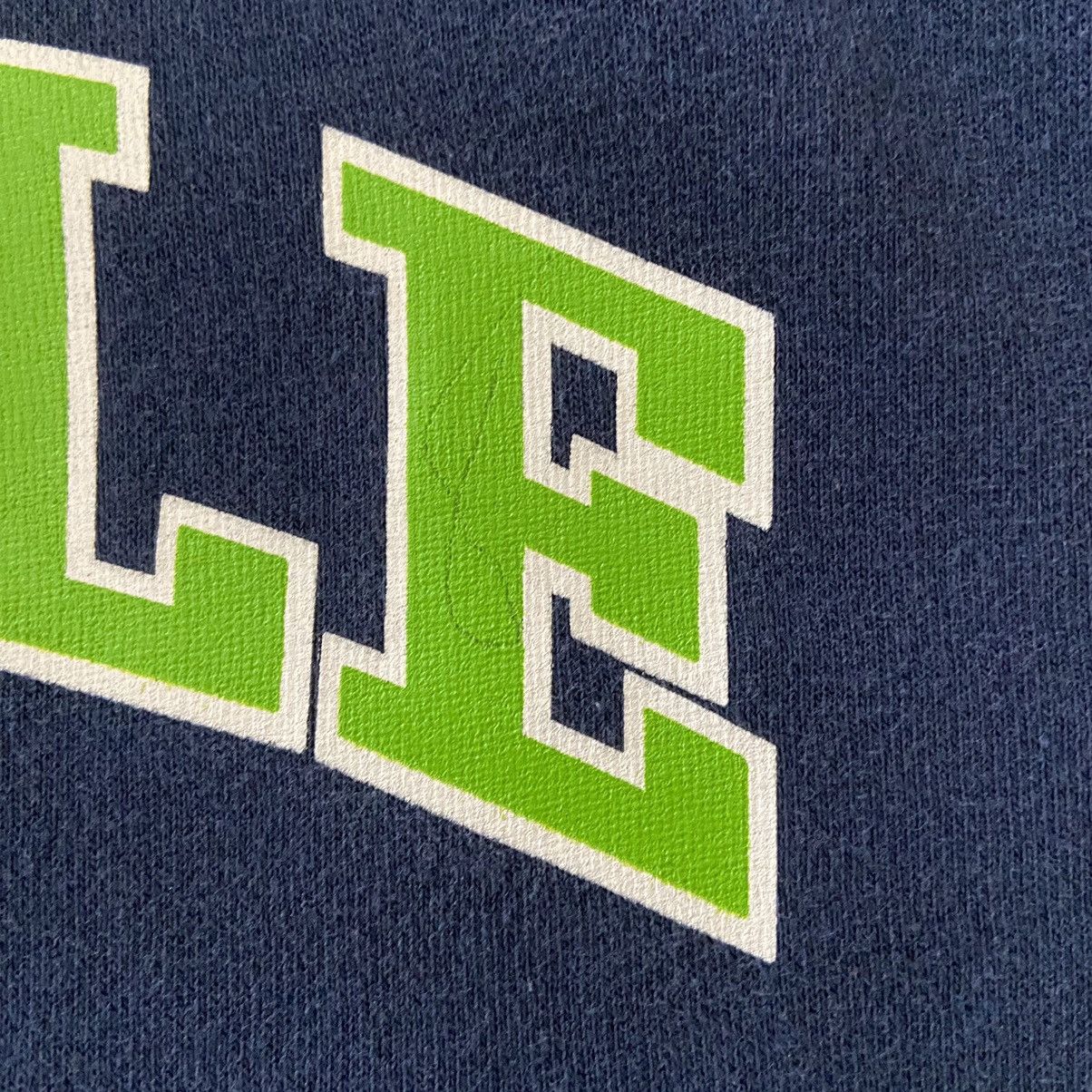 NFL NFL Men’s Seattle Seahawks Logo Hoodie Sweatshirt Size XL Size US XL / EU 56 / 4 - 9 Thumbnail