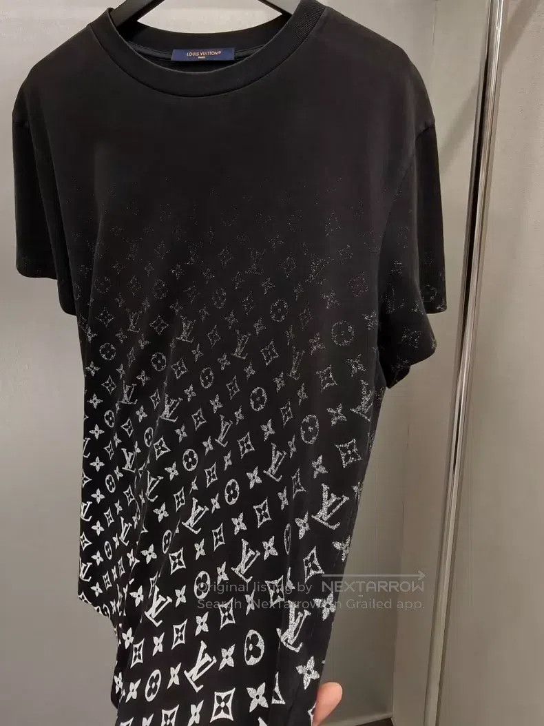 Louis Vuitton Louis Vuitton Gradient logo black short sleeve Size US S / EU 44-46 / 1 - 2 Thumbnail
