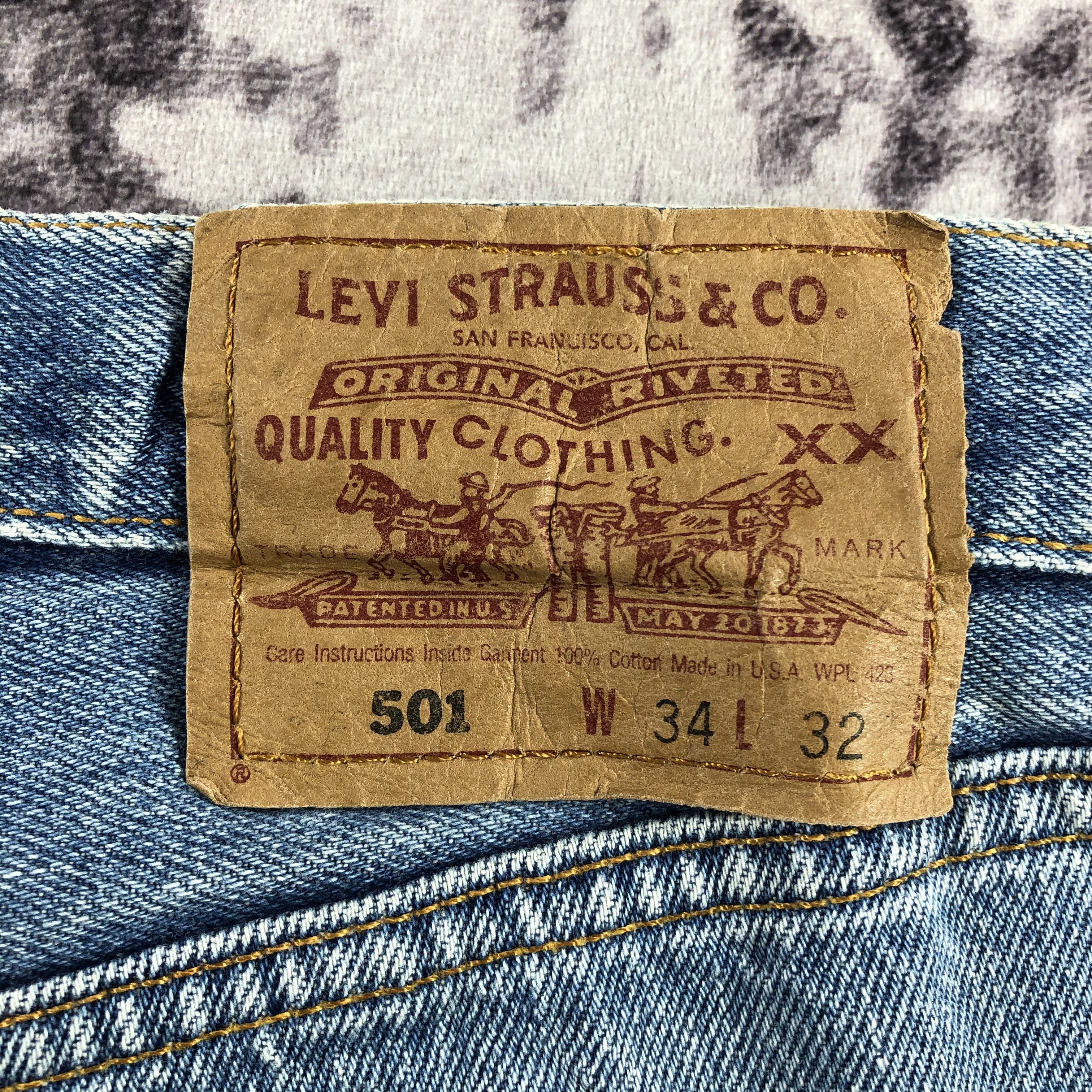 Levi's Vintage 90s Blue Wash Levis 501 Jeans-JM2934 Size US 33 - 6 Thumbnail
