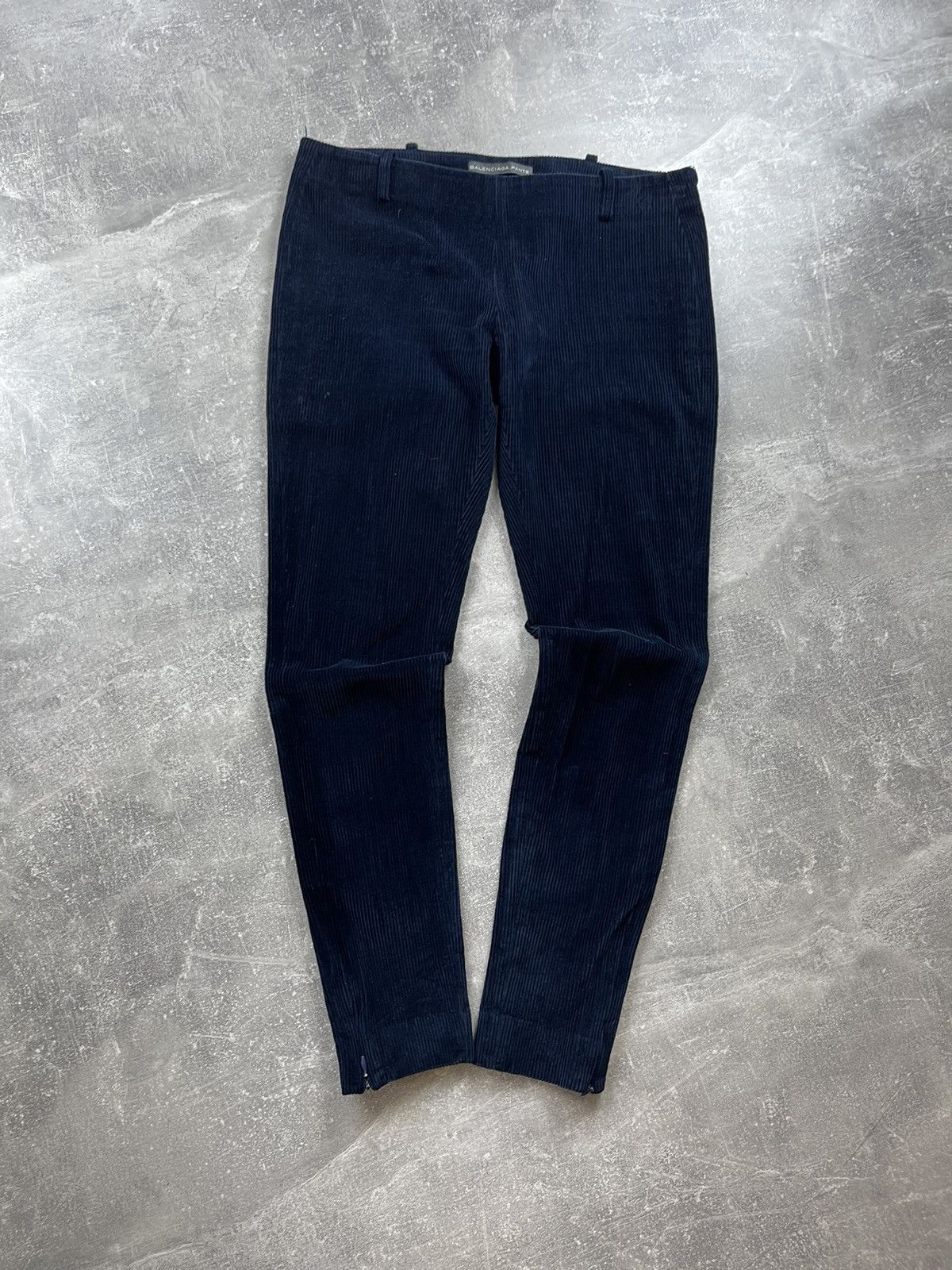 Balenciaga Balenciaga Corduroy Pants Navy Blue Slim Fit Trousers Size 27" / US 4 / IT 40 - 2 Thumbnail