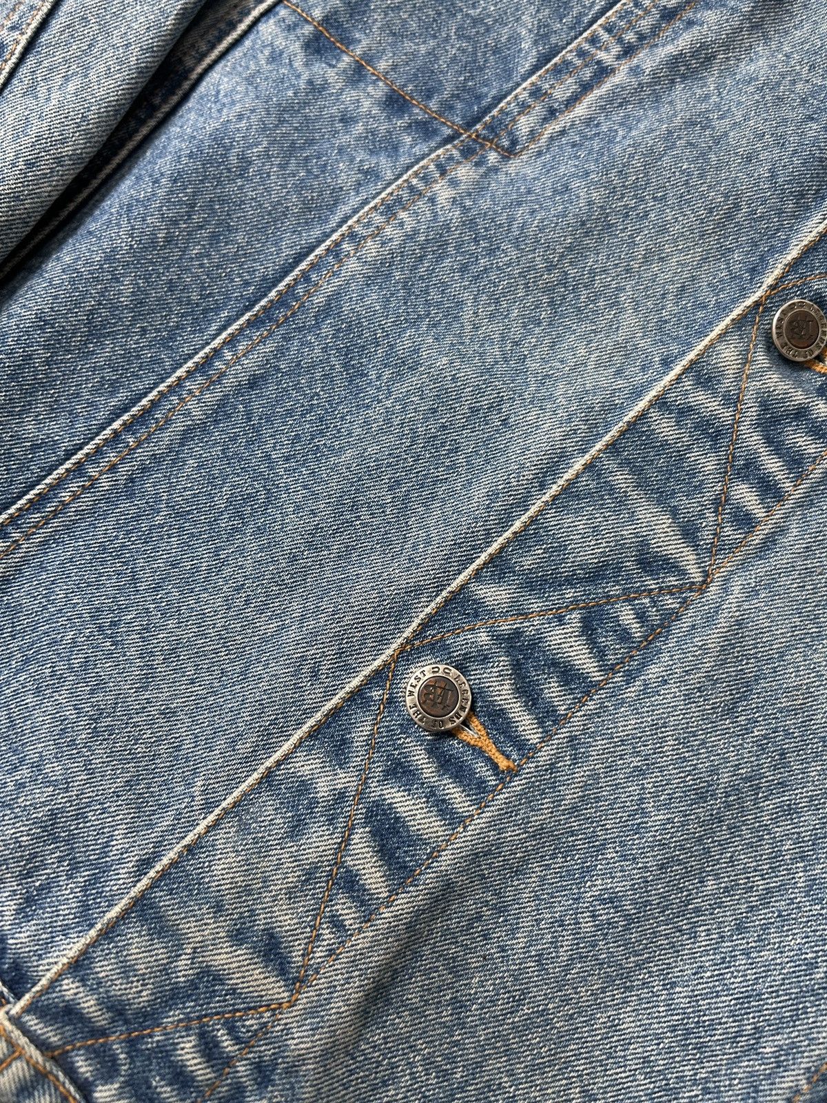 Warner Bros Vintage Outlaw Taz big logo denim jeans jacket mens Size US L / EU 52-54 / 3 - 6 Thumbnail