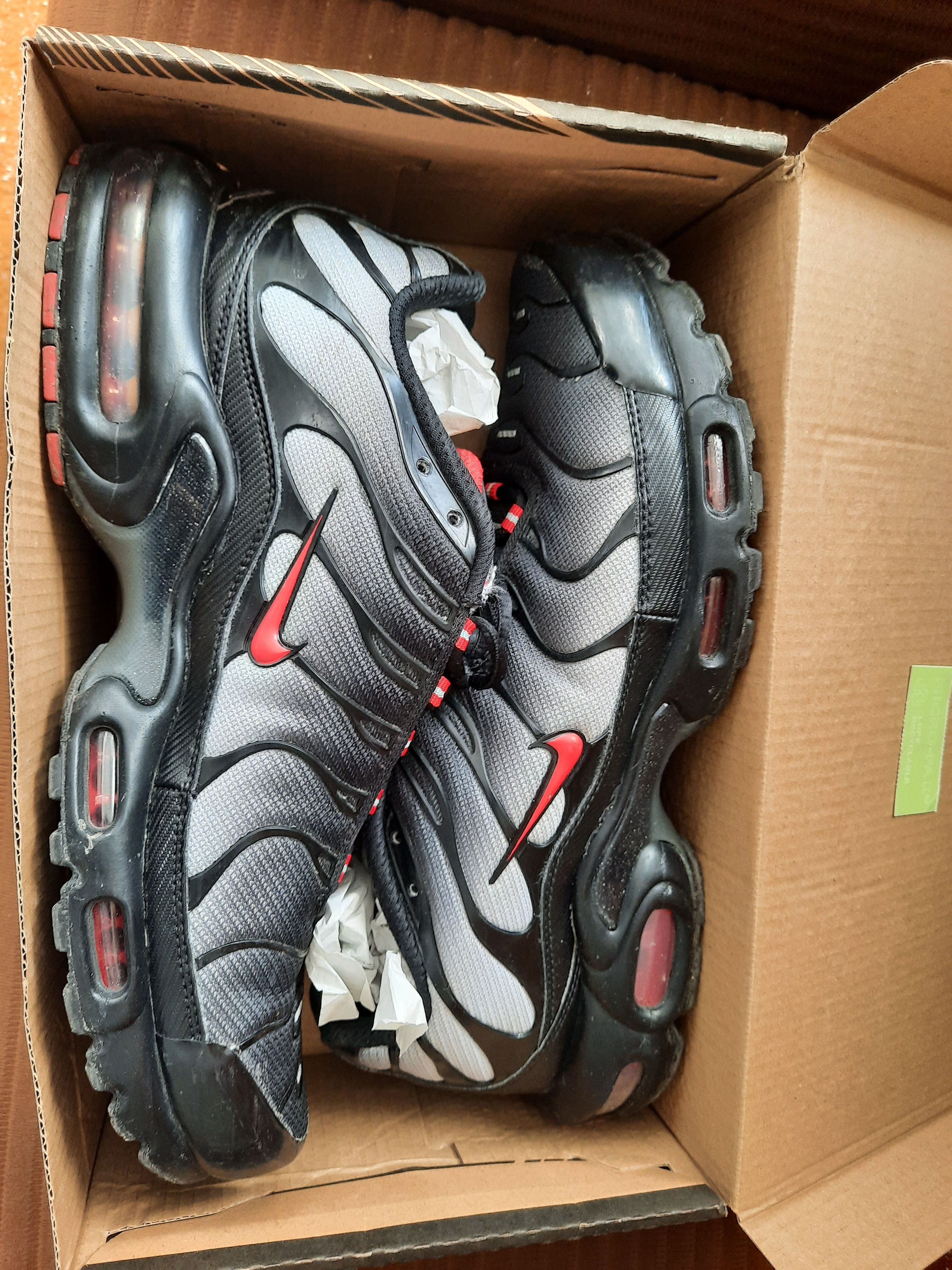 Nike NIKE AIR MAX PLUS TN DRACULA MENS TRAINERS EU 45 UK 10 US11 Size US 12 / EU 45 - 1 Thumbnail