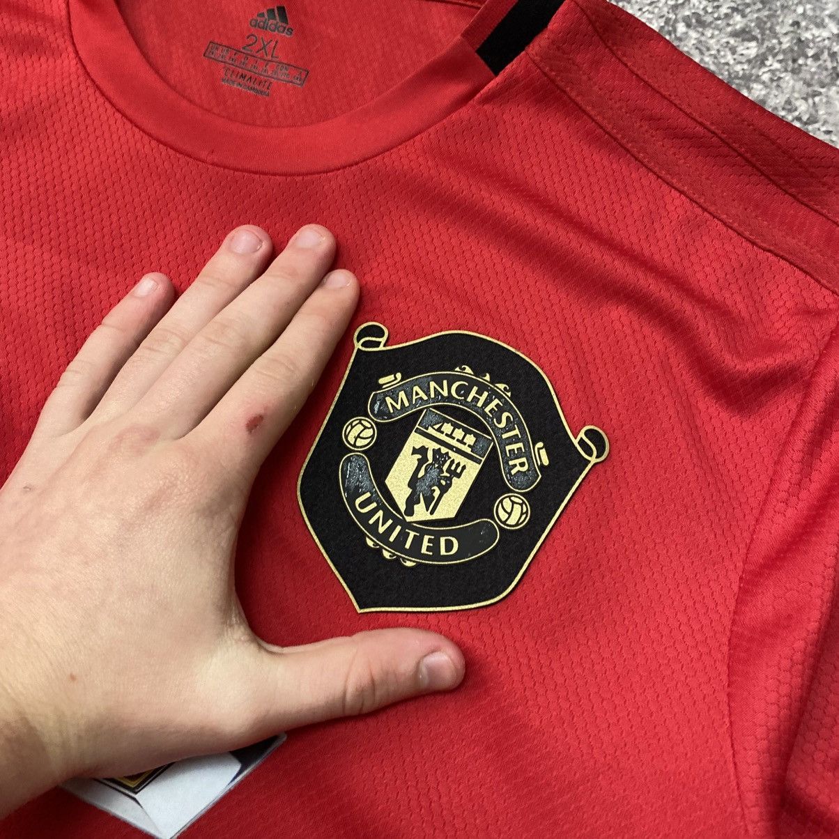 Adidas Mens Adidas Manchester United Chevrolet 2019 soccer jersey Size US XXL / EU 58 / 5 - 3 Thumbnail