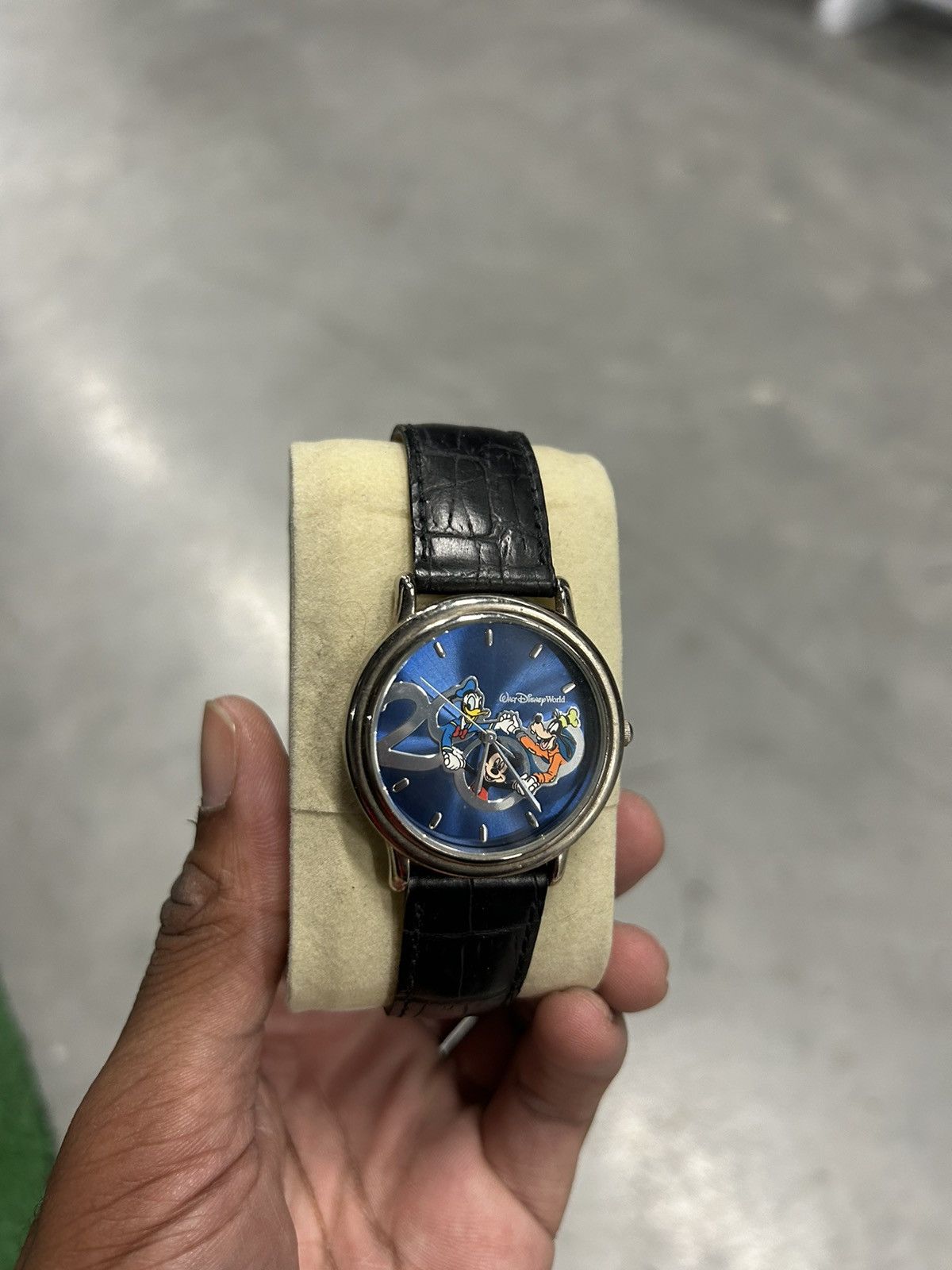 Disney Vintage limited edition Disney watch Size ONE SIZE - 1 Thumbnail