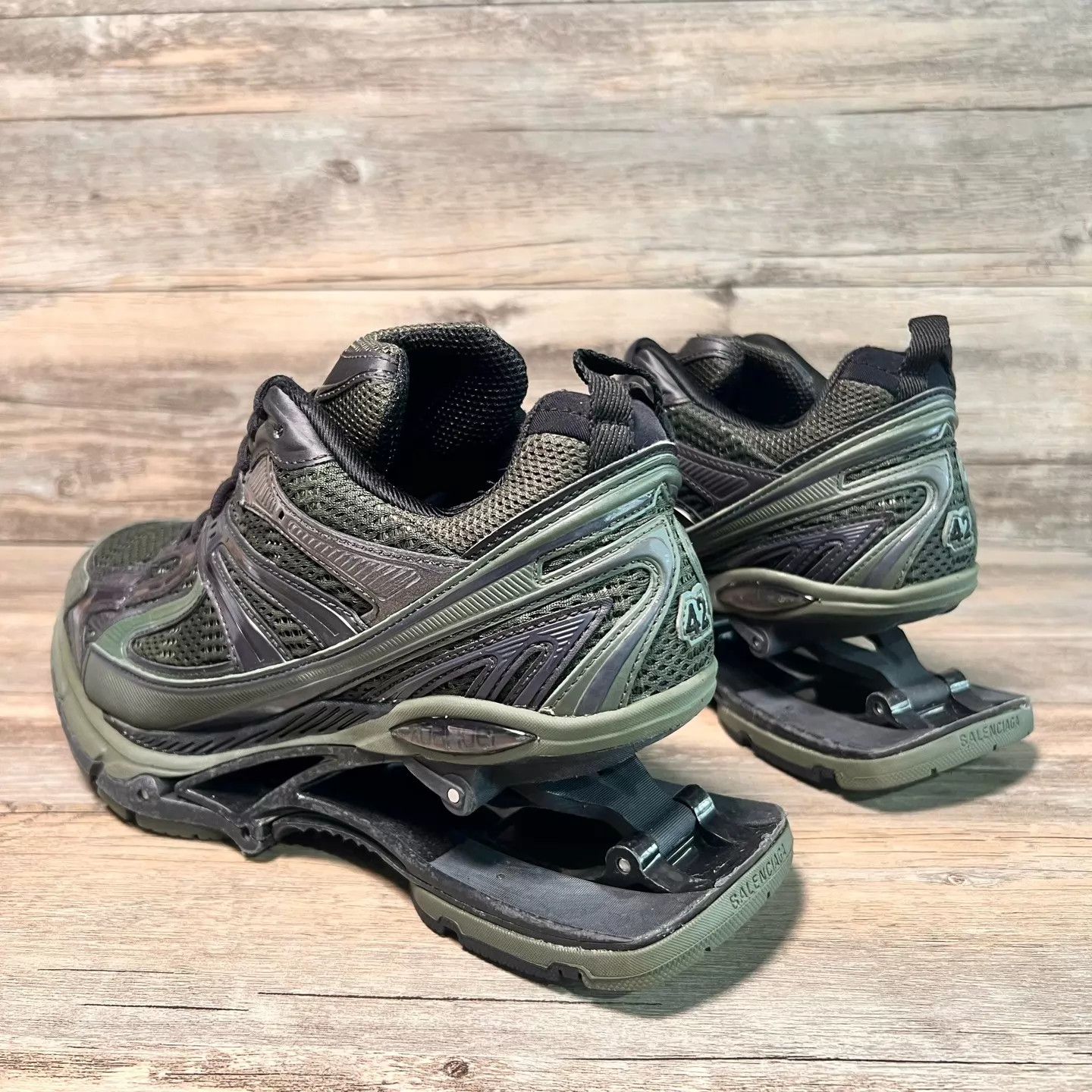 Balenciaga Balenciaga Xpander 42 EU Black-Green & Brown-Green Near Mint Size US 9 / EU 42 - 4 Thumbnail