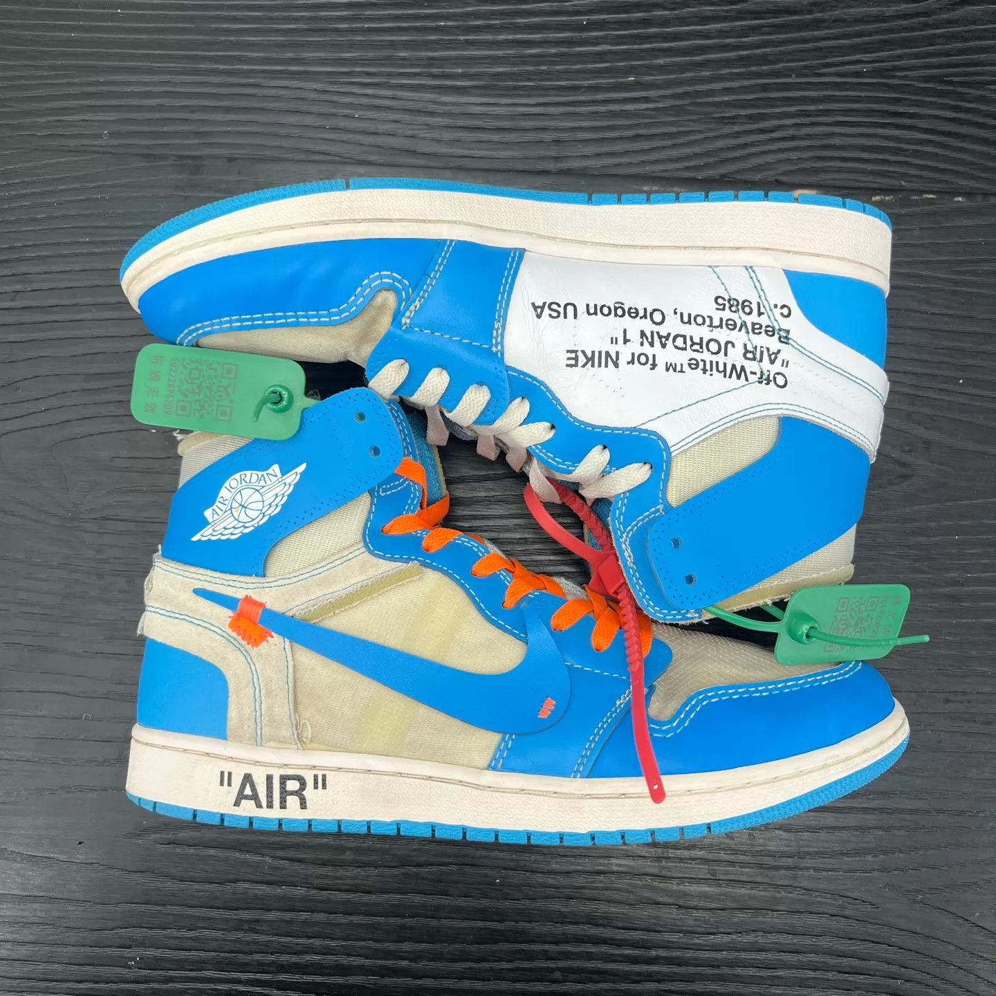 Chanel OW x Air Jordan 1 University Blue 44.5 Near Mint Size US 10.5 / EU 43-44 - 7 Thumbnail