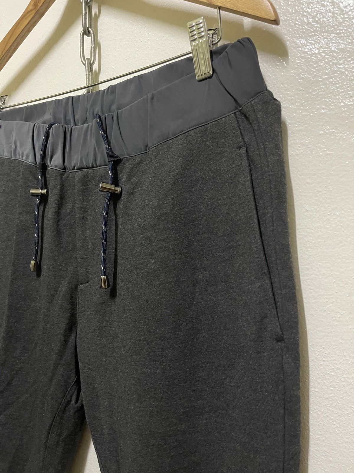 Emporio Armani Emporio Armani Robert Line Easy Pants Drawcord Size US 30 / EU 46 - 5 Thumbnail
