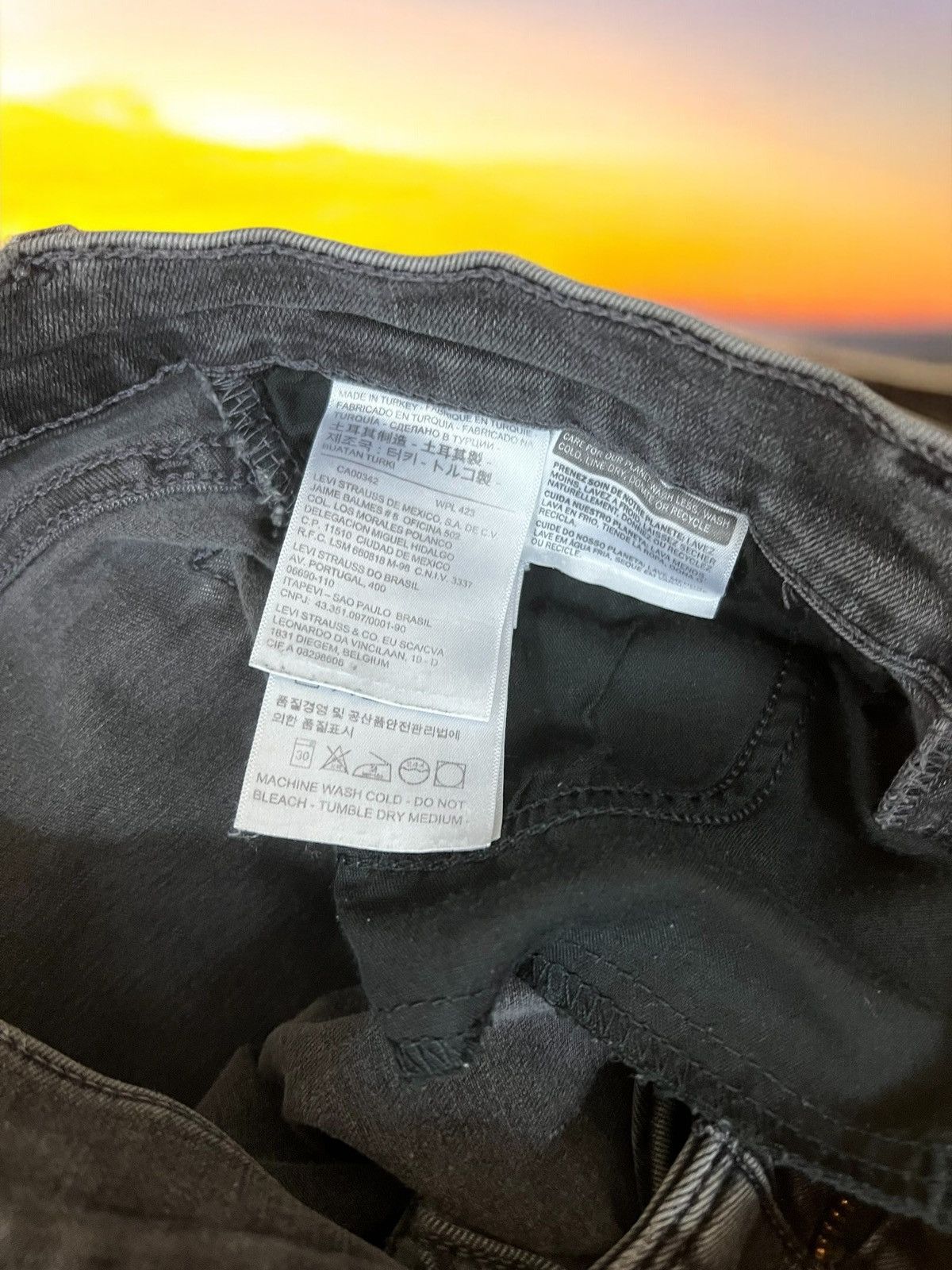 Levi's Levi’s 710 super skinny jeans size W30 L32 Size 30" / US 8 / IT 44 - 6 Thumbnail