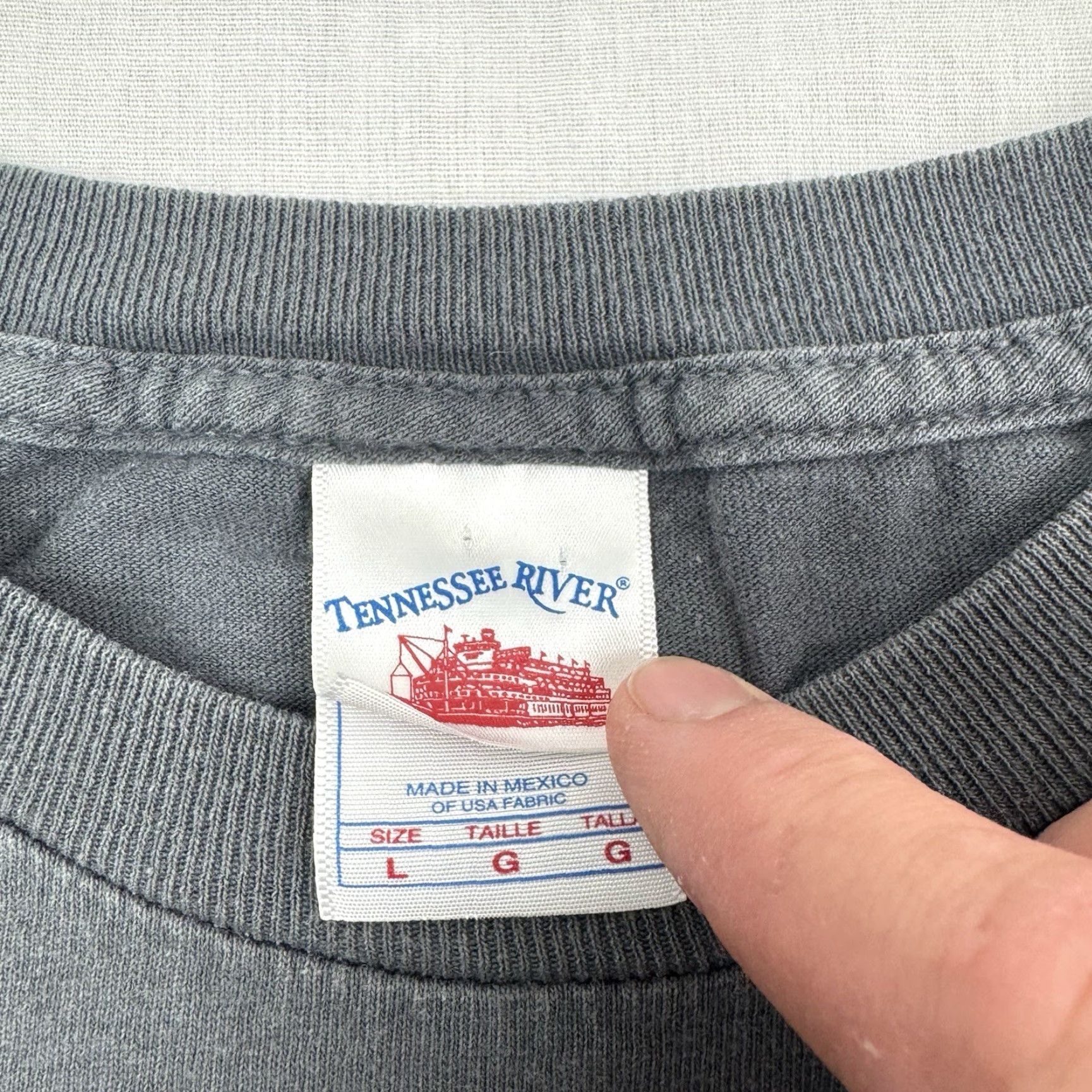 Vintage VINTAGE Biker T Shirt Men Gray Large Skeleton Dragon Flames Cops Trouble Tennessee River Graphic Print 90s Theme Mens Size US L / EU 52-54 / 3 - 6 Thumbnail