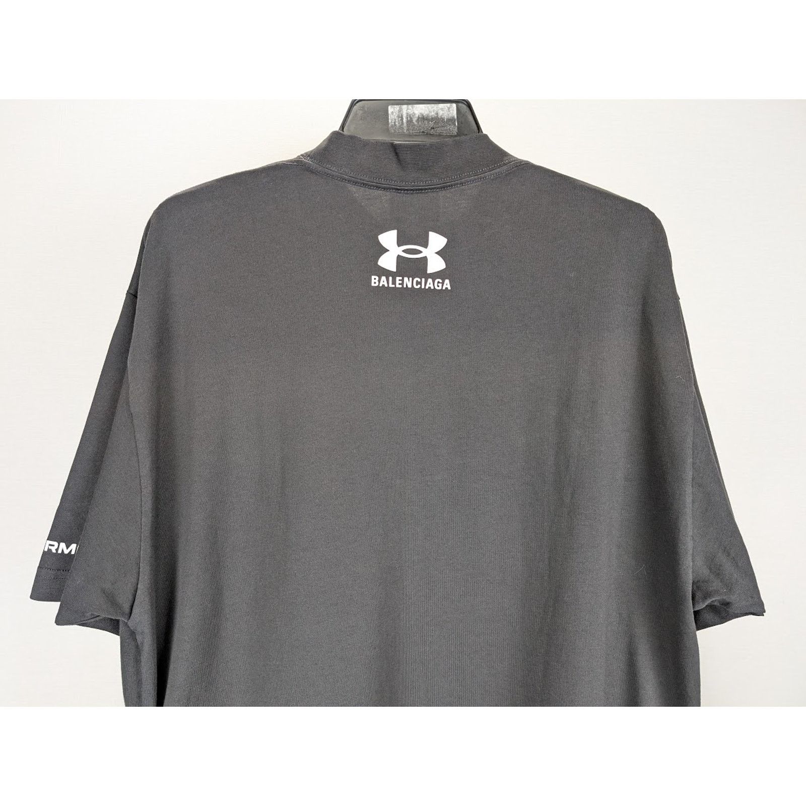 Balenciaga o1rshd1 Q:2/Under Armour Print Vint Medium Fit T-Shirt Black Size US M / EU 48-50 / 2 - 12 Thumbnail