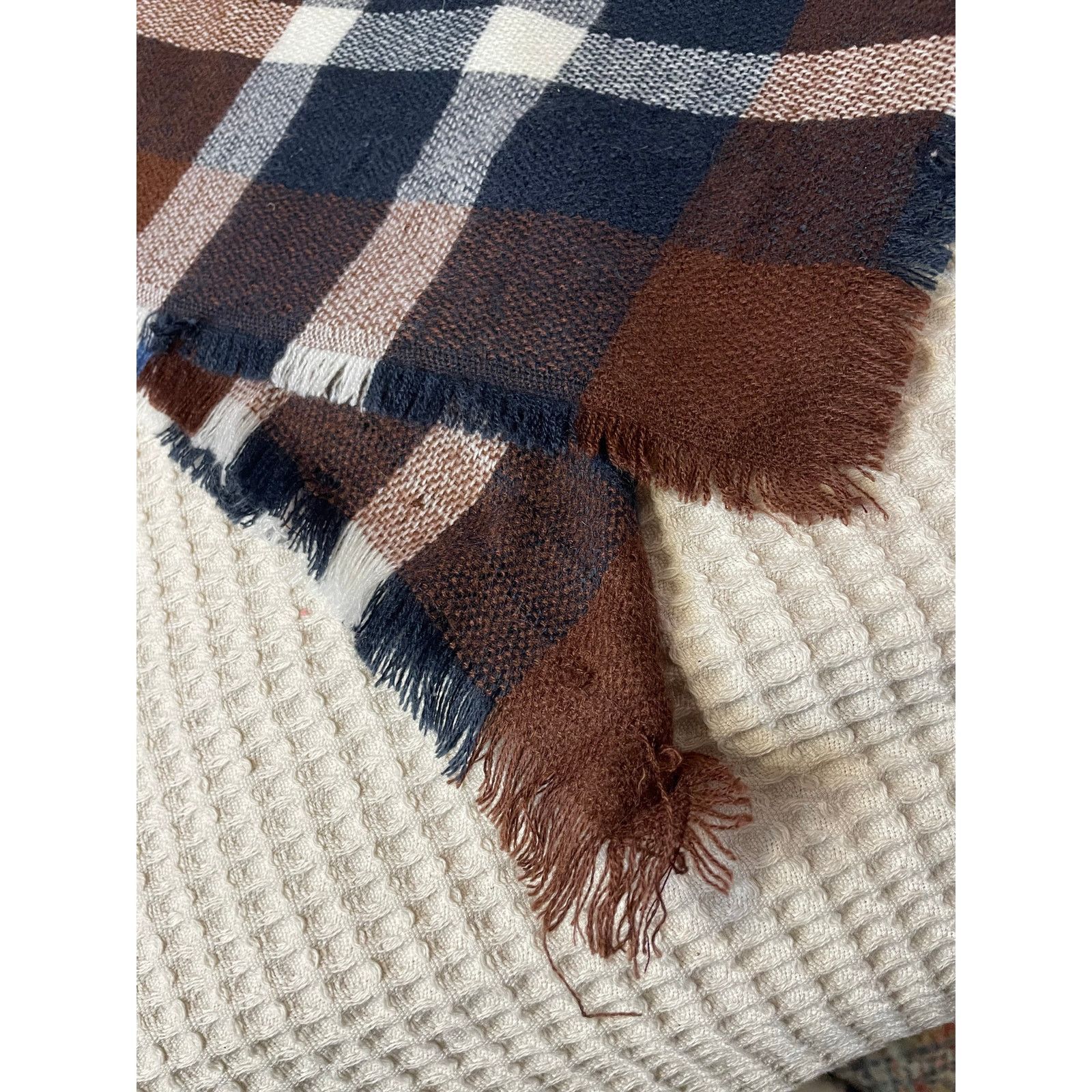 Other Plaid Cozy Brown Blue Frog Loop Poncho Shawl One Size Size ONE SIZE - 7 Thumbnail