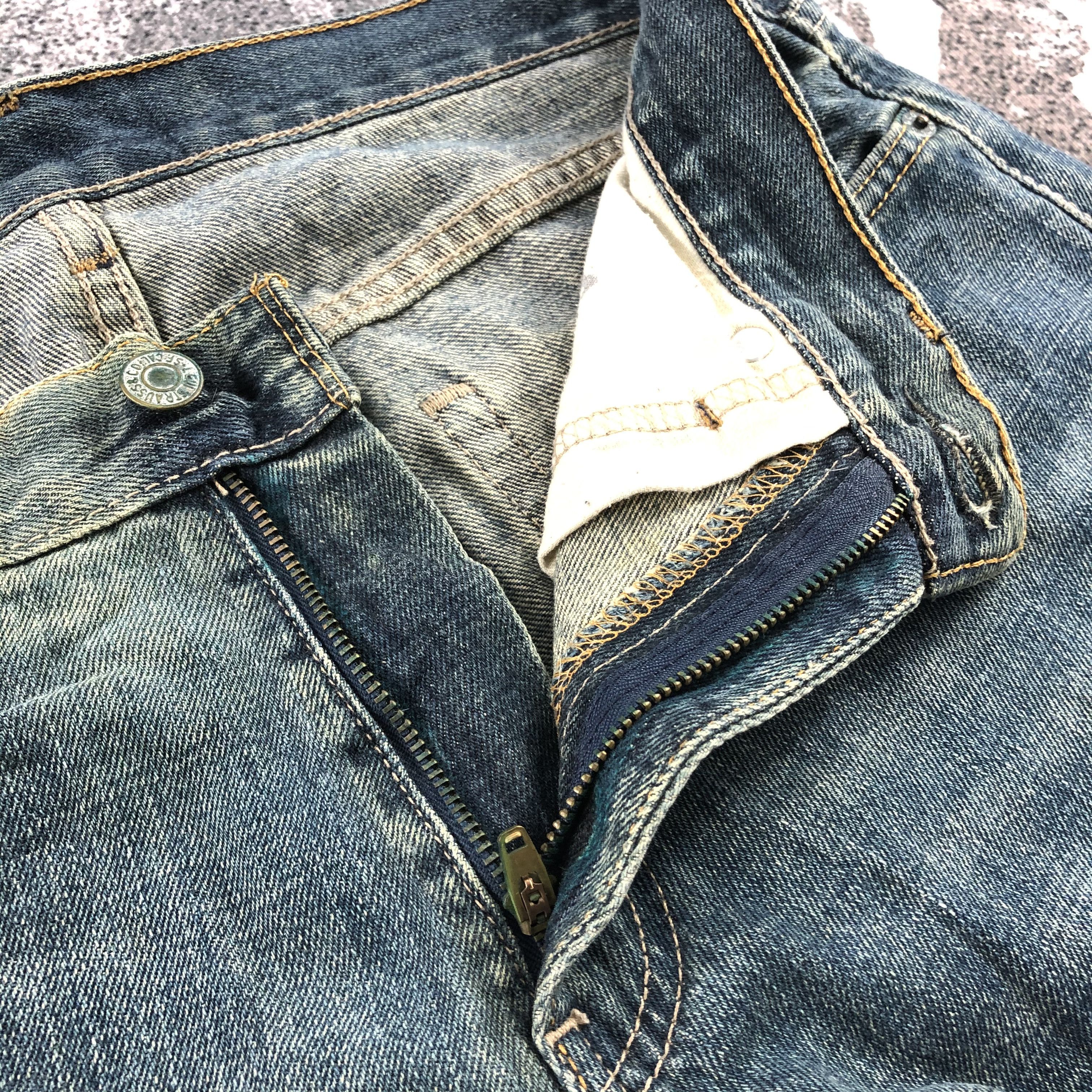 Levi's Vintage Levi's 514 Jeans Faded Blue Denim KJ1016 Size US 31 - 8 Thumbnail