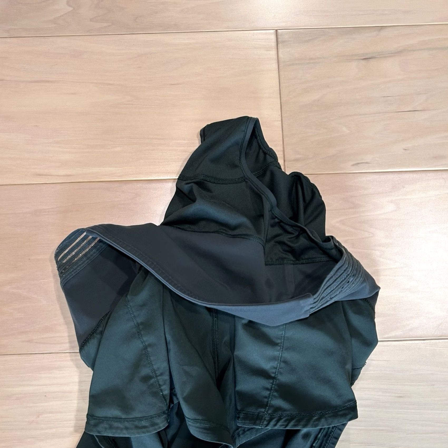 Lululemon Lululemon Before Dawn Run Shorts Green Women’s 6 Lined 3.5” Inseam Size 28" / US 6 / IT 42 - 3 Thumbnail