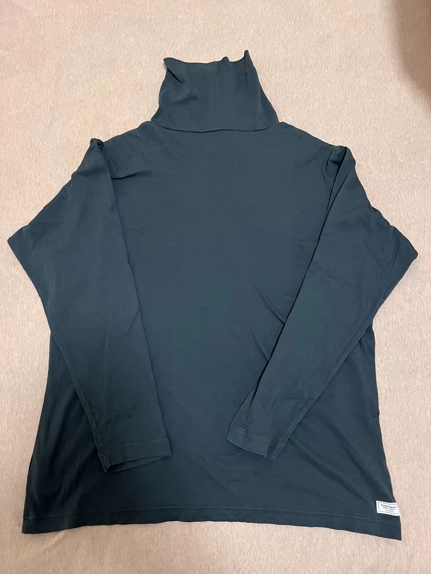 Porter Classic Turtleneck Top in Dark Gray