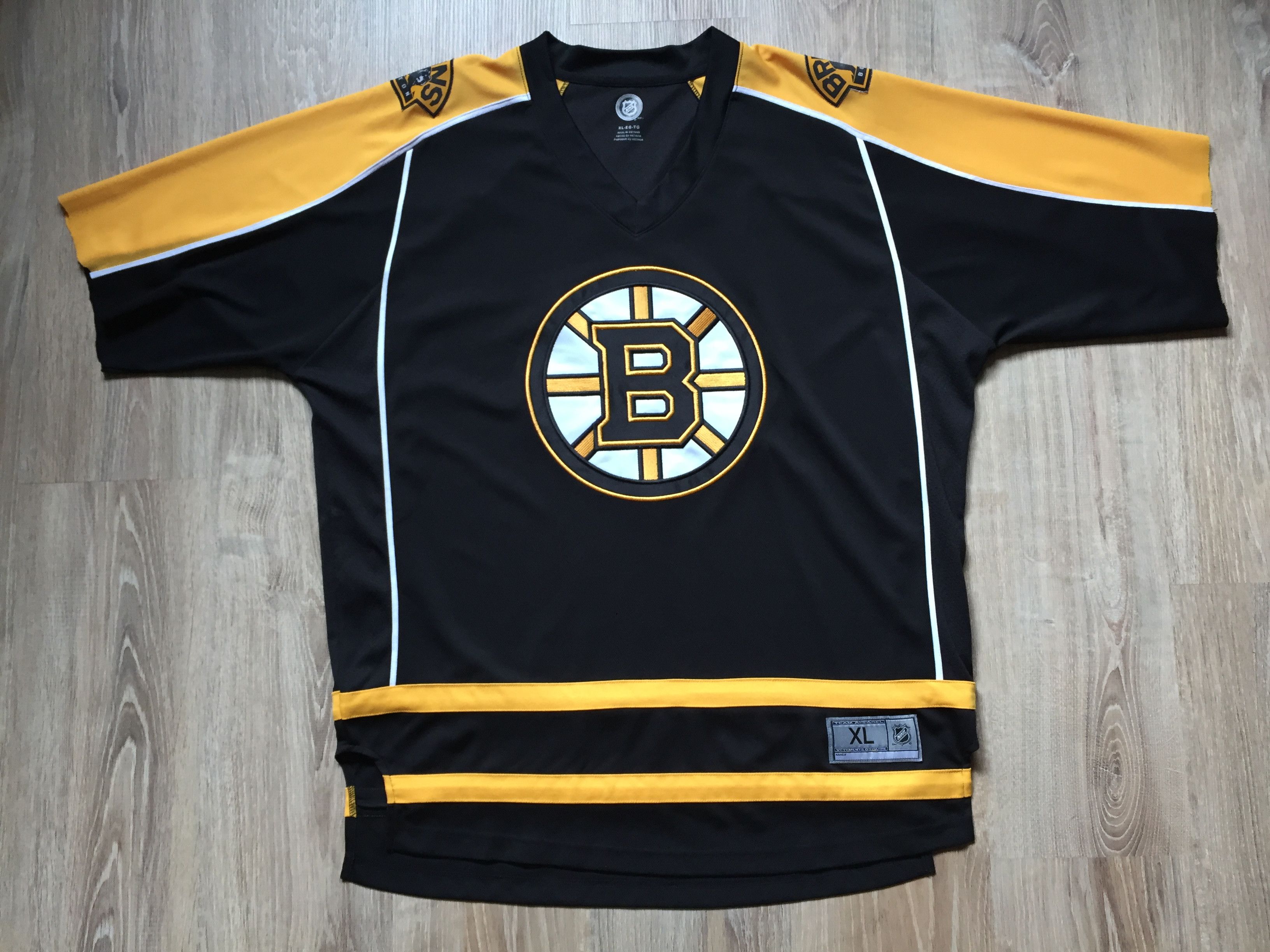NHL × Vintage Vintage Boston Bruins NHL Hockey Jersey Size US XL / EU 56 / 4 - 1 Thumbnail