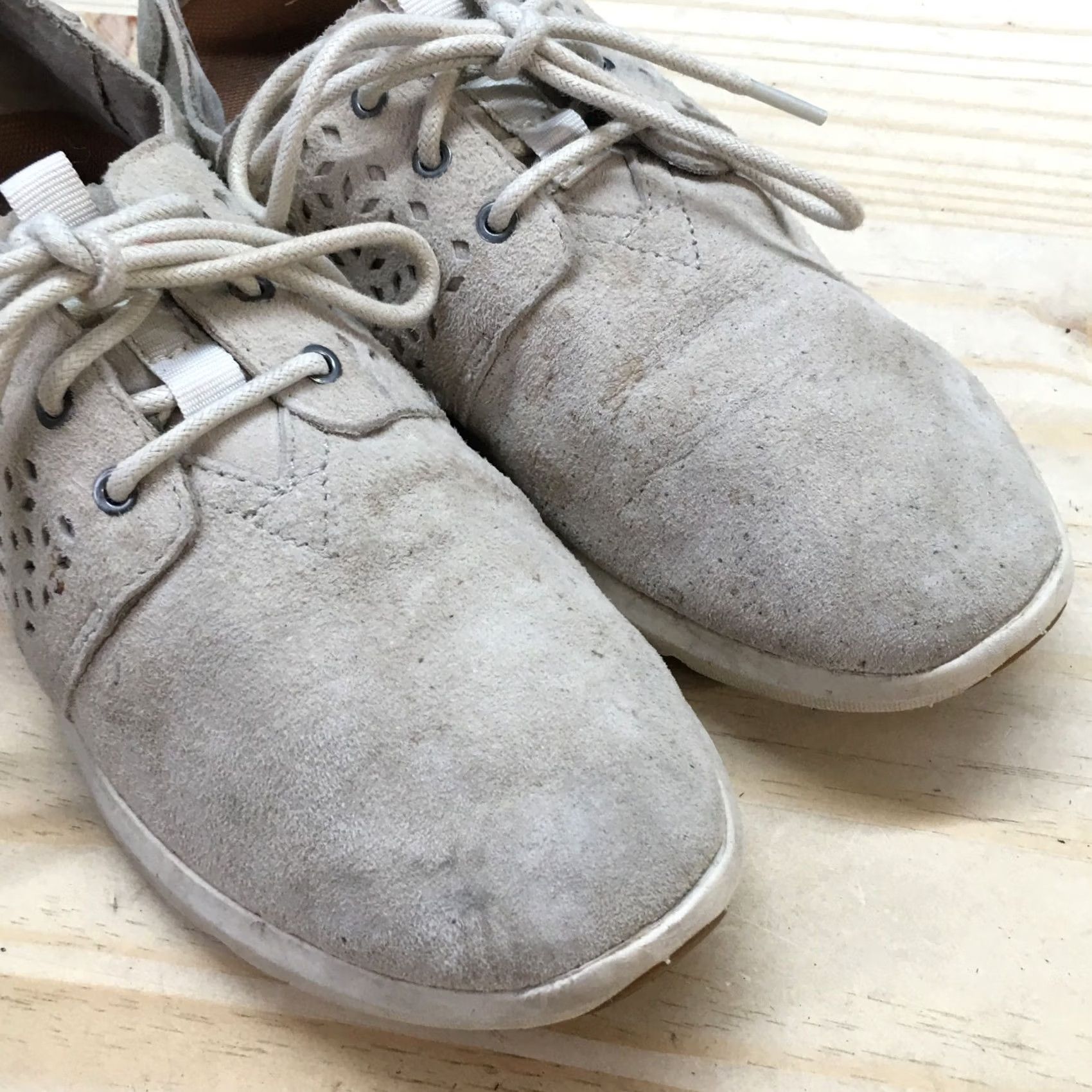 Toms TOMS Shoes Womens 8 Low Top Sneakers Beige Faux Suede Round Toe Lace Up Casual Size M / US 6-8 / IT 42-44 - 6 Thumbnail