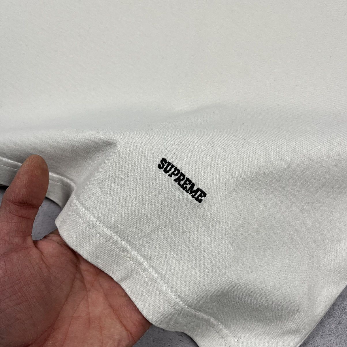 Supreme Supreme classic logo T Shirt Size US L / EU 52-54 / 3 - 3 Thumbnail