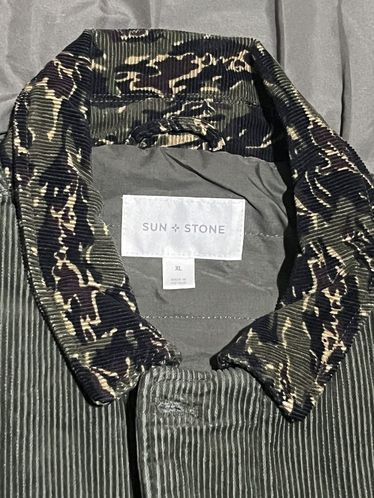 Other Olive Green / Camo Corduroy Vest Size US XL / EU 56 / 4 - 3 Thumbnail