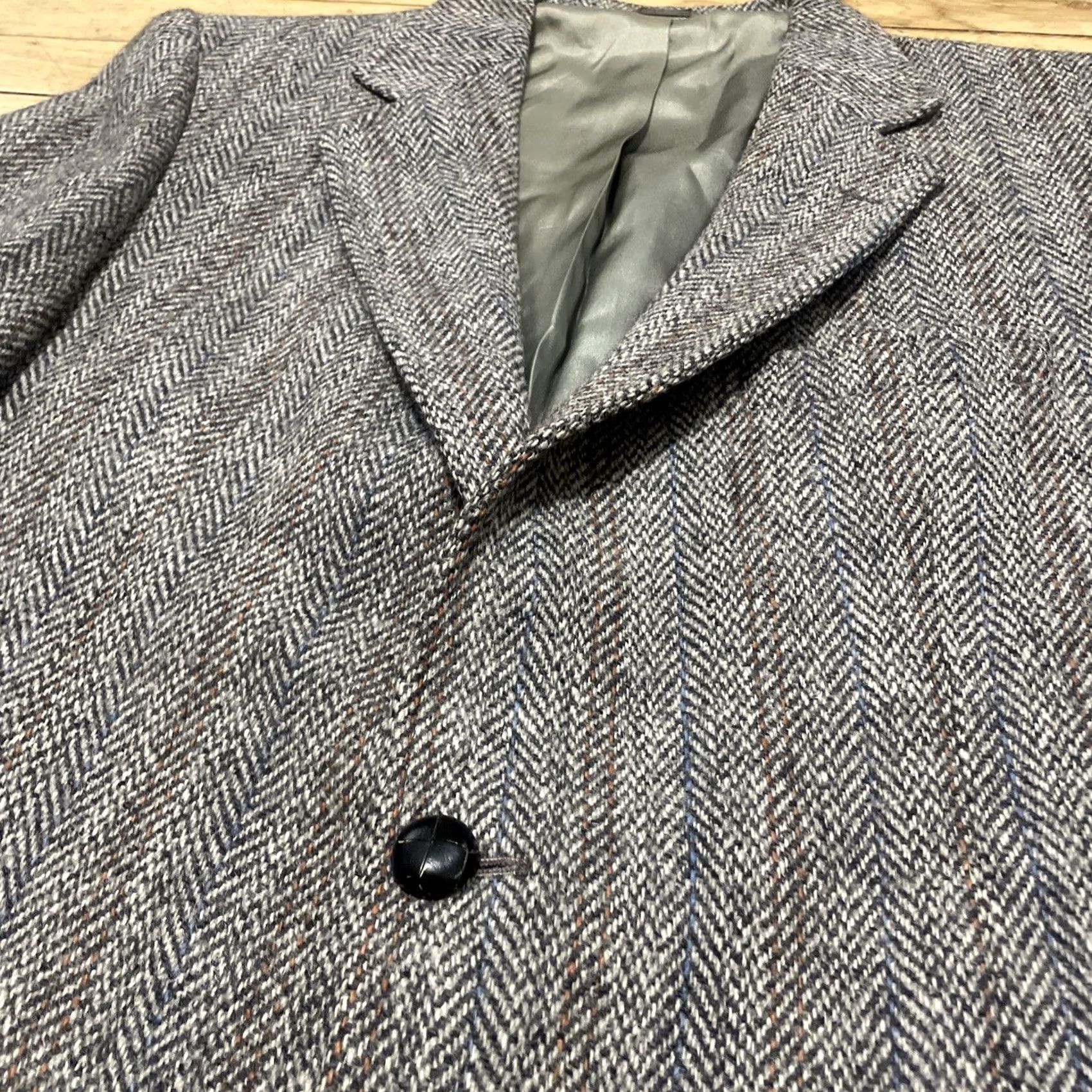 Harris Tweed VINTAGE Harris Tweed Sport Coat Men 40 Gray Herringbone Wool 2 Piece Single-Breasted Notch Lapel 1960s USA Brown/Blue/Orange Stripe Mens Size US XXS / EU 40 - 5 Thumbnail