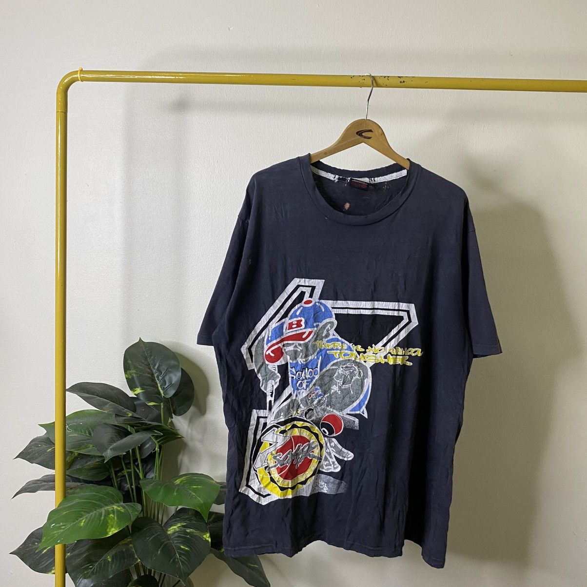 Vintage Y2K School Of Hard Knocks SOHK Hip Hop Jnco Style Faded Tee Size US XL / EU 56 / 4 - 1 Thumbnail