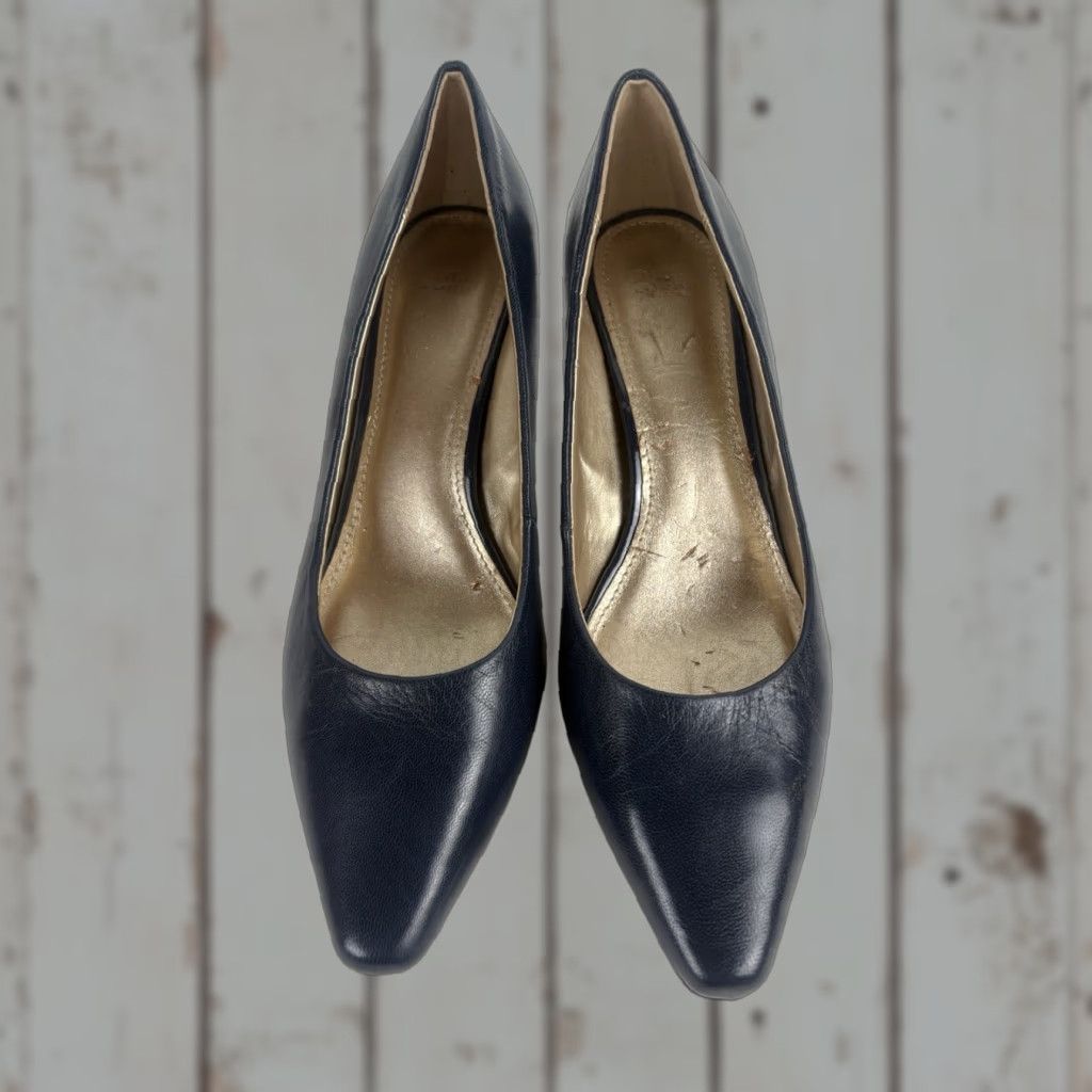 Vintage **Circa Joan & David Luxe Women's Blue Pointed Toe Slip-On Heels Size 9M** User: Circa Joan & David Luxe Women's Blue Pointed Toe Heels Size 9M Size US 9 / IT 39 - 1 Thumbnail