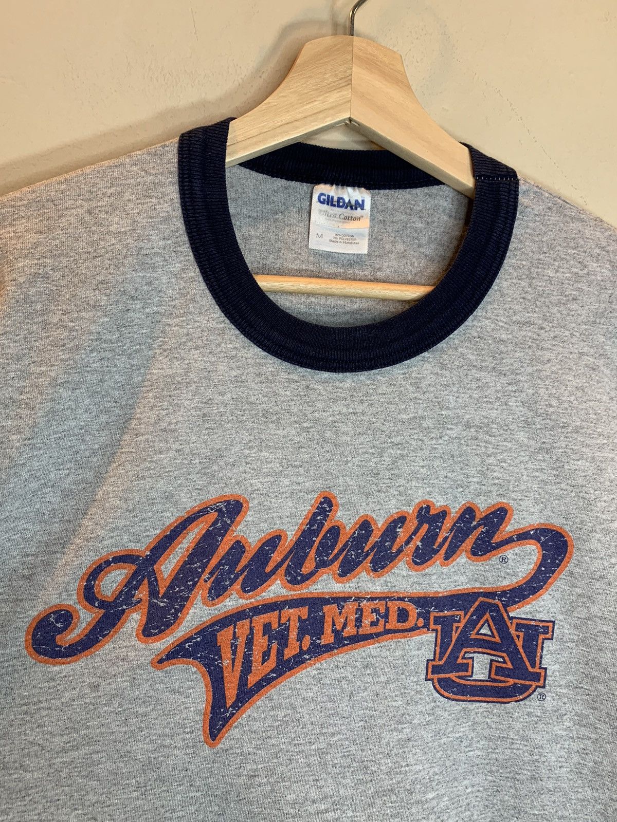Vintage *RARE* Vintage Auburn University Vetrinary Vet Med T-Shirt M Size US M / EU 48-50 / 2 - 2 Thumbnail