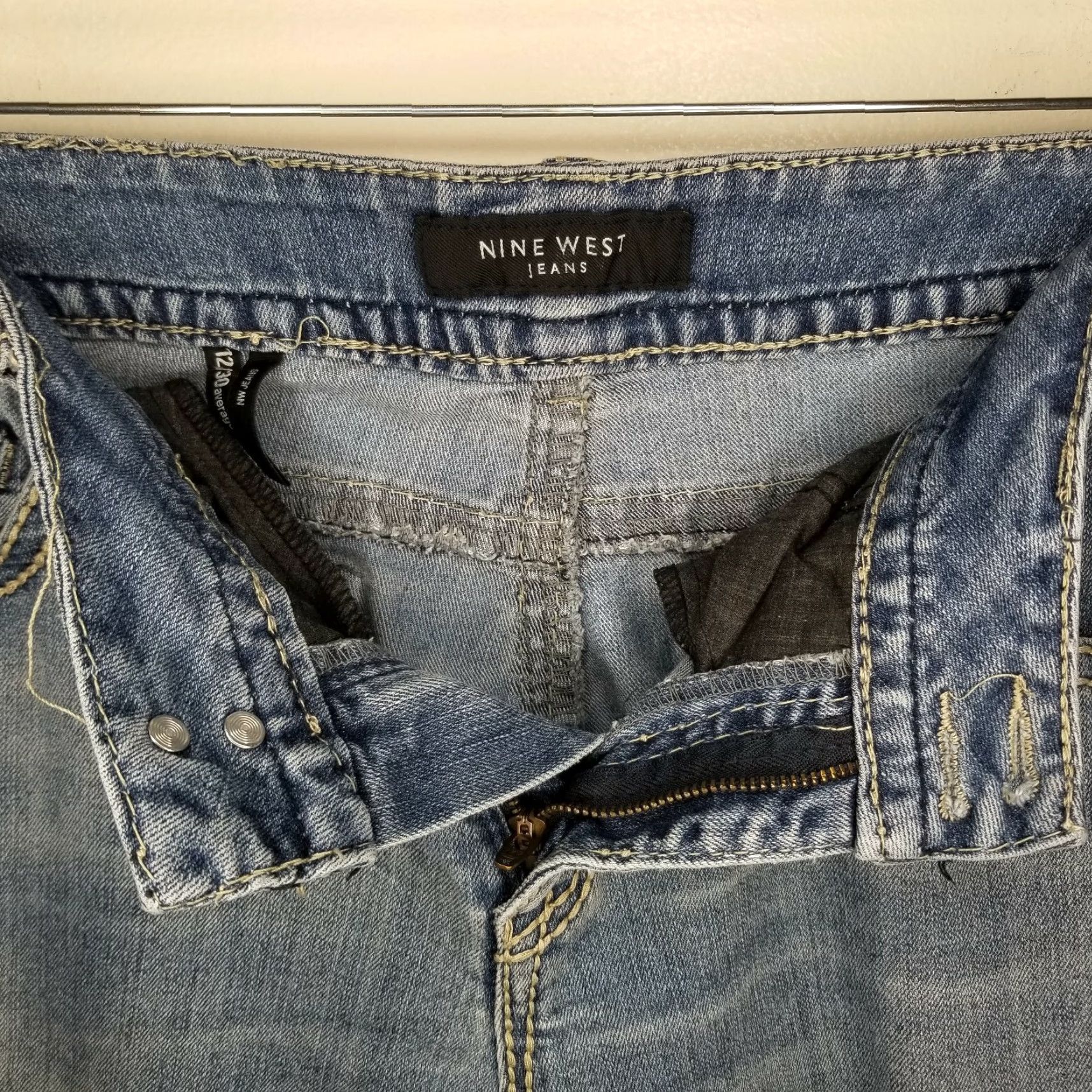 Nine West NINE WEST Women's Light Blue Straight Jeans Size 12/30 Regular Size 34" / US 12 / IT 48 - 3 Thumbnail