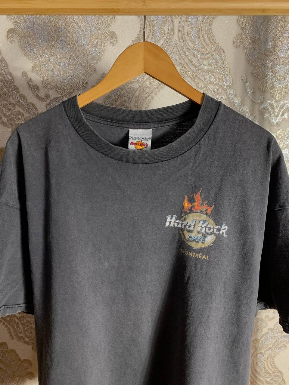 Hard Rock Cafe Vintage Hard Rock Cafe Montreal Retro T-Shirt USA Y2K 90s Size US XXL / EU 58 / 5 - 3 Thumbnail