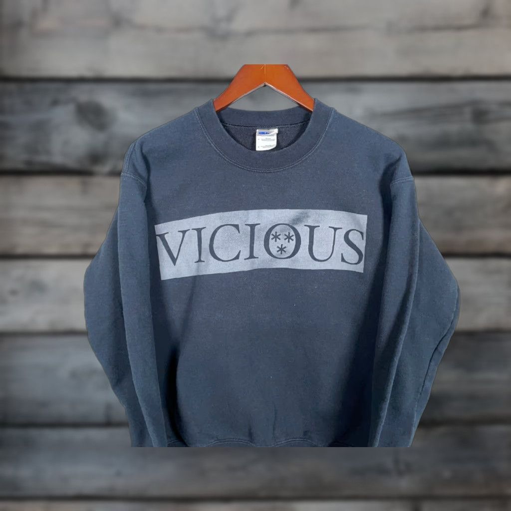 Gildan Vicious Graphic Print Sweatshirt Black Crewneck Pullover Adult Small Gildan Men Shirt Graphic Print Punk Rock Size US S / EU 44-46 / 1 - 1 Thumbnail