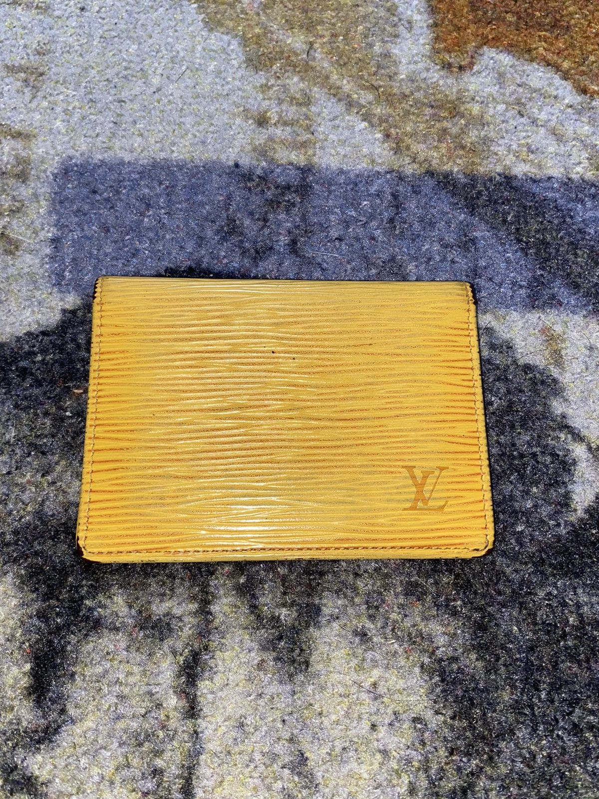 Louis Vuitton Louis Vuitton Yellow Purple Epi Bifold Card Wallet Size ONE SIZE - 1 Thumbnail