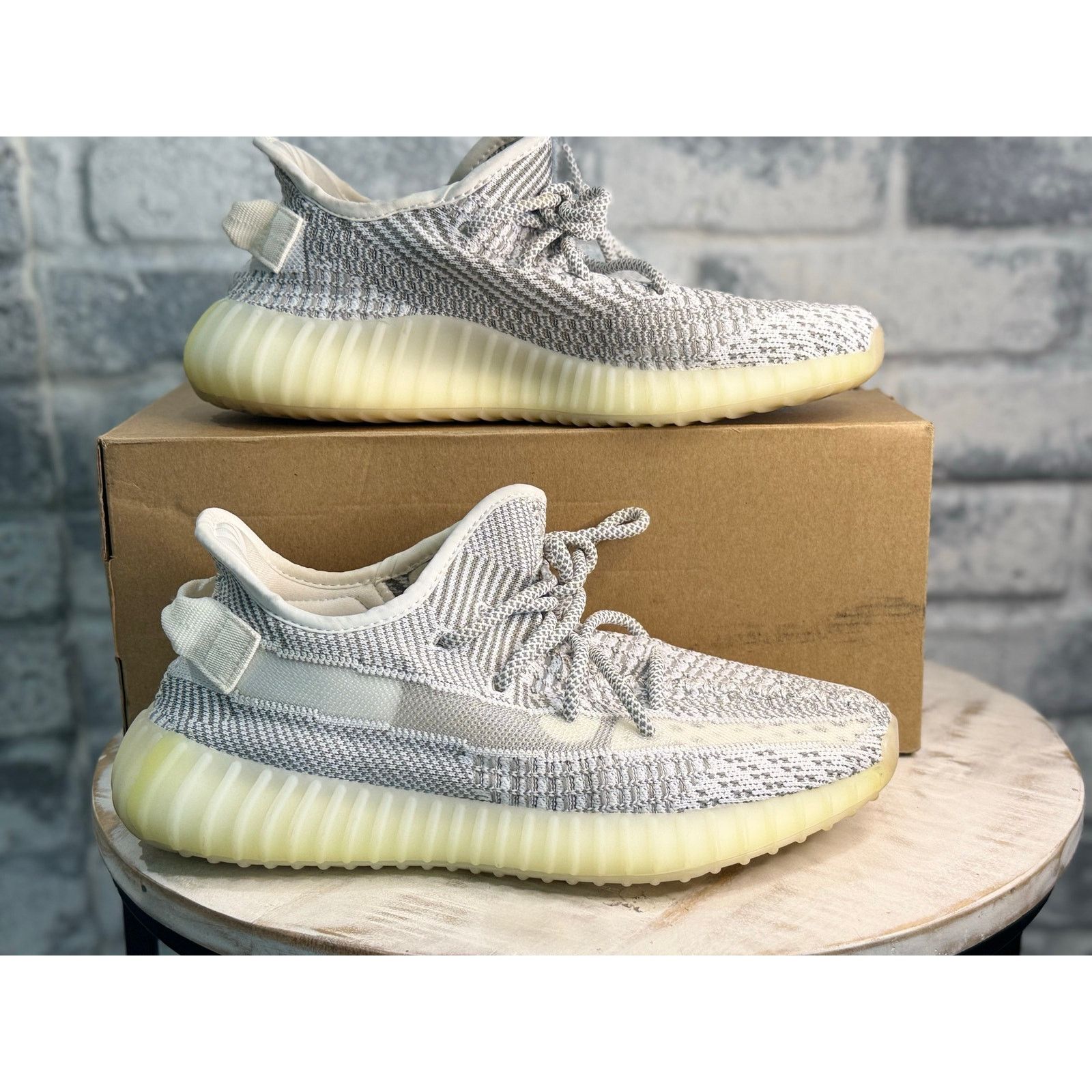 Adidas × Yeezy Adidas Yeezy Boost 350 V2 Static (Non-Reflective) Size 7 Size US 7 / EU 40 - 1 Thumbnail