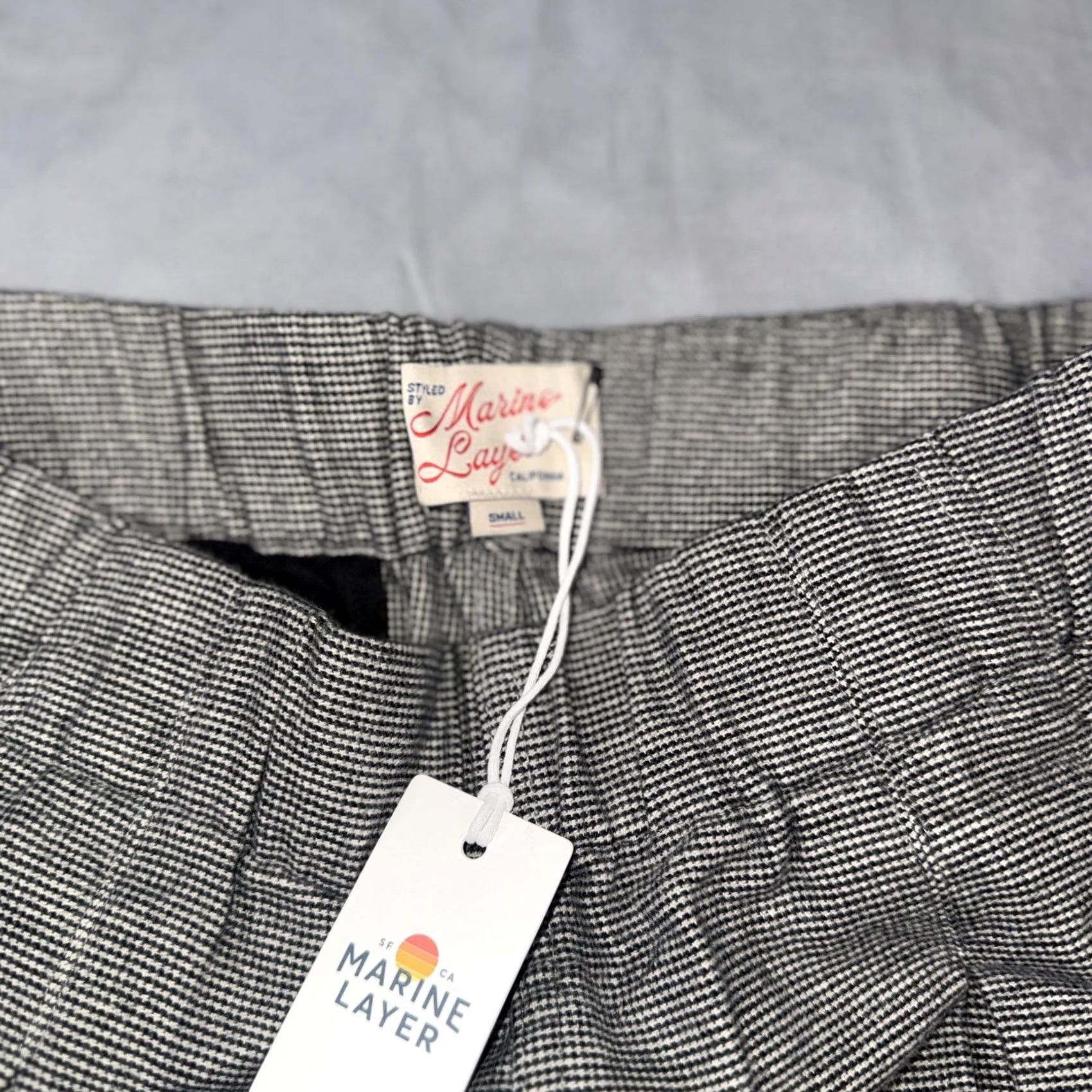 Marine Layer Marine Layer Pants Womens Small Gray Check Twill Pull On Pleated Wide Leg Size 28" / US 6 / IT 42 - 3 Thumbnail