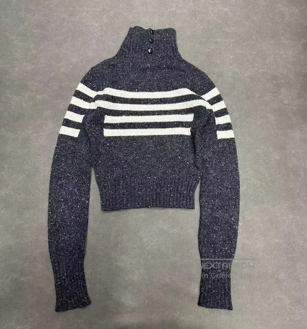 Chanel Chanel Vintage Sport Collection Sweater. Size XXS / US 00 / IT 34 - 1 Thumbnail