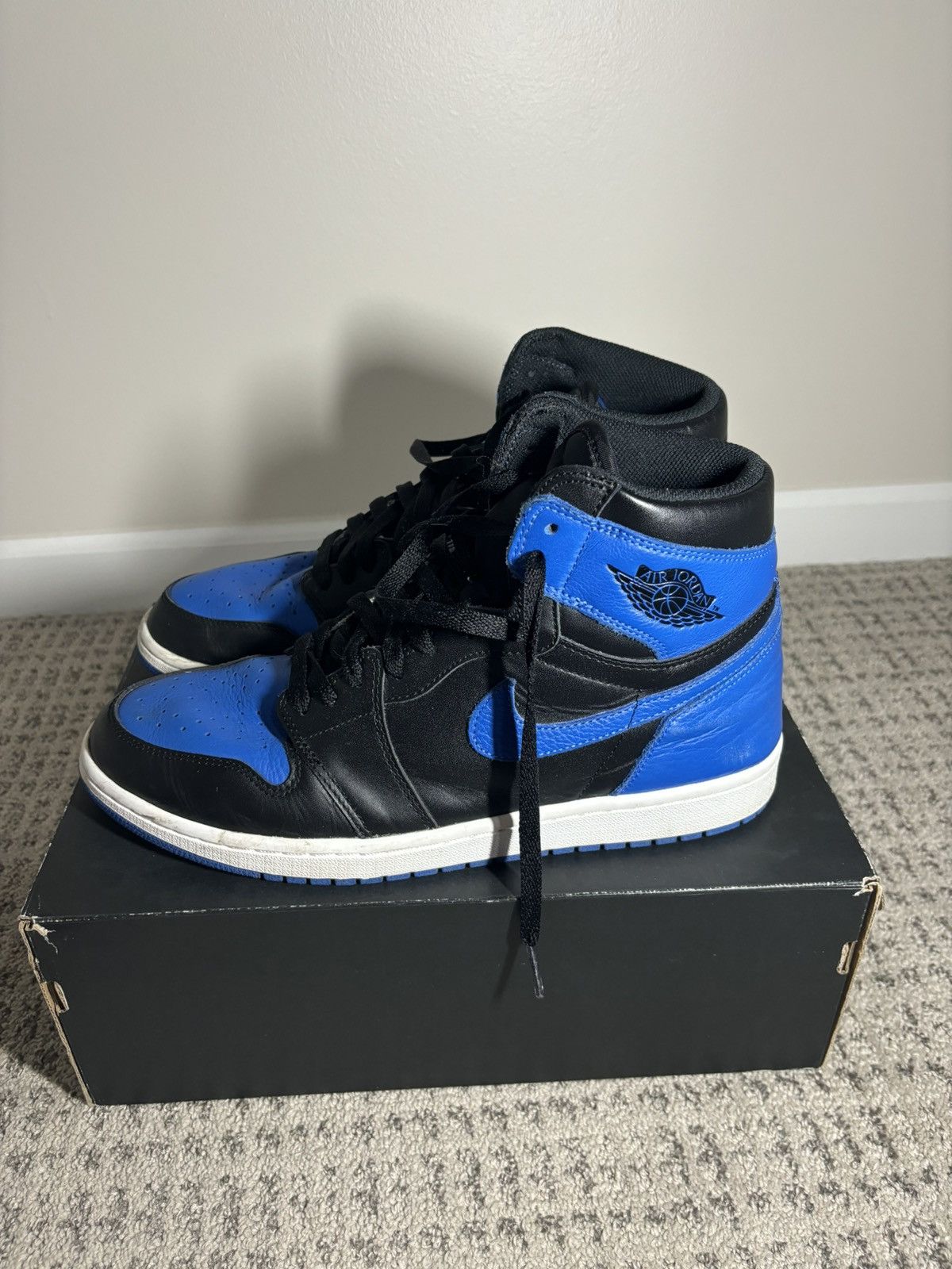 Jordan Brand Air Jordan 1 Retro Royal Size US 11.5 / EU 44-45 - 3 Thumbnail