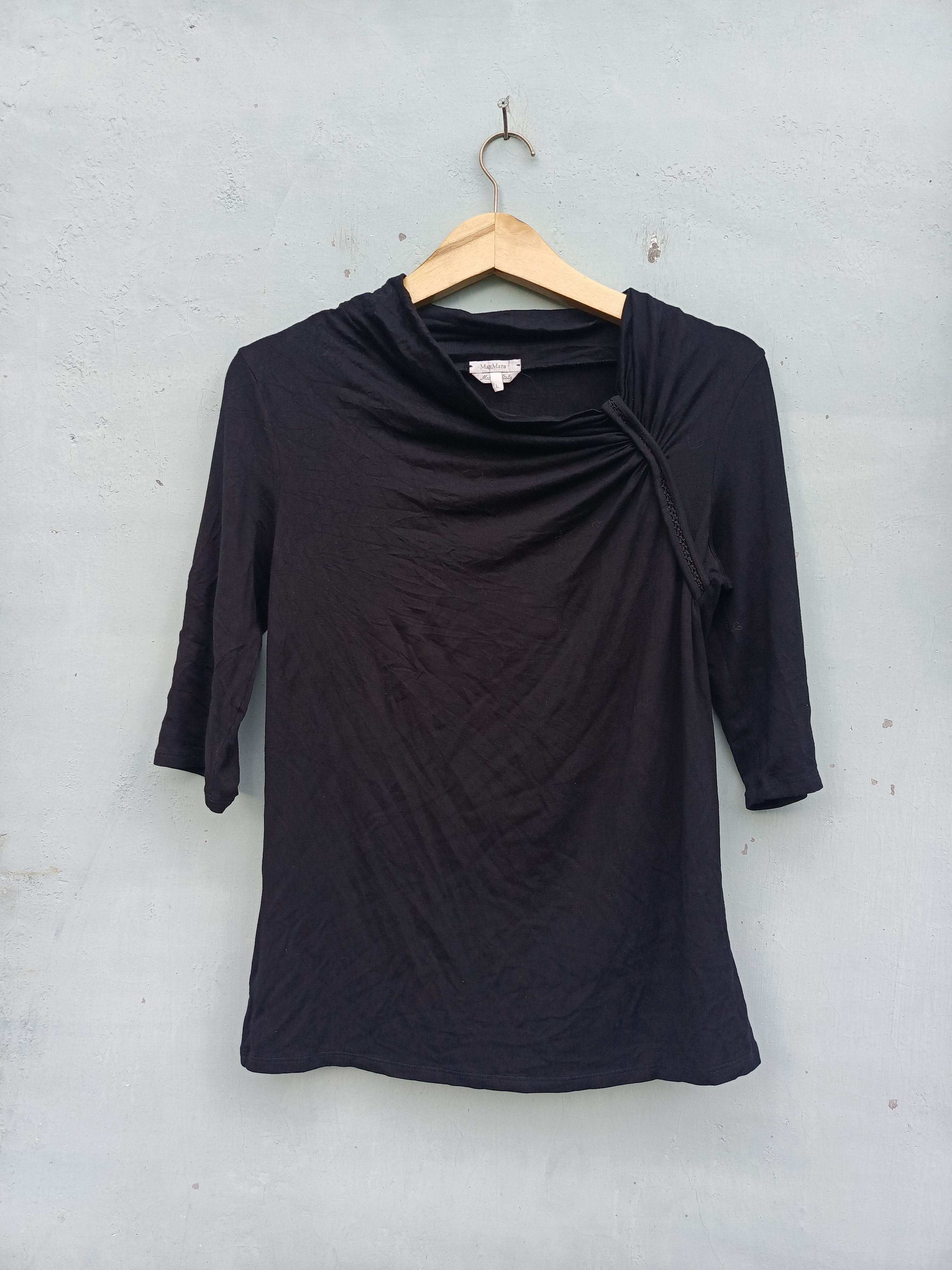 Max Mara Maxmara made in Italy black blouse Size L / US 10 / IT 46 - 1 Thumbnail