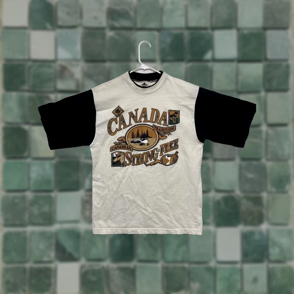 Vintage VINTAGE 90’s Canada Strong & Free T-Shirt Men’s Large Ivory/green "RARE" Size US L / EU 52-54 / 3 - 1 Thumbnail