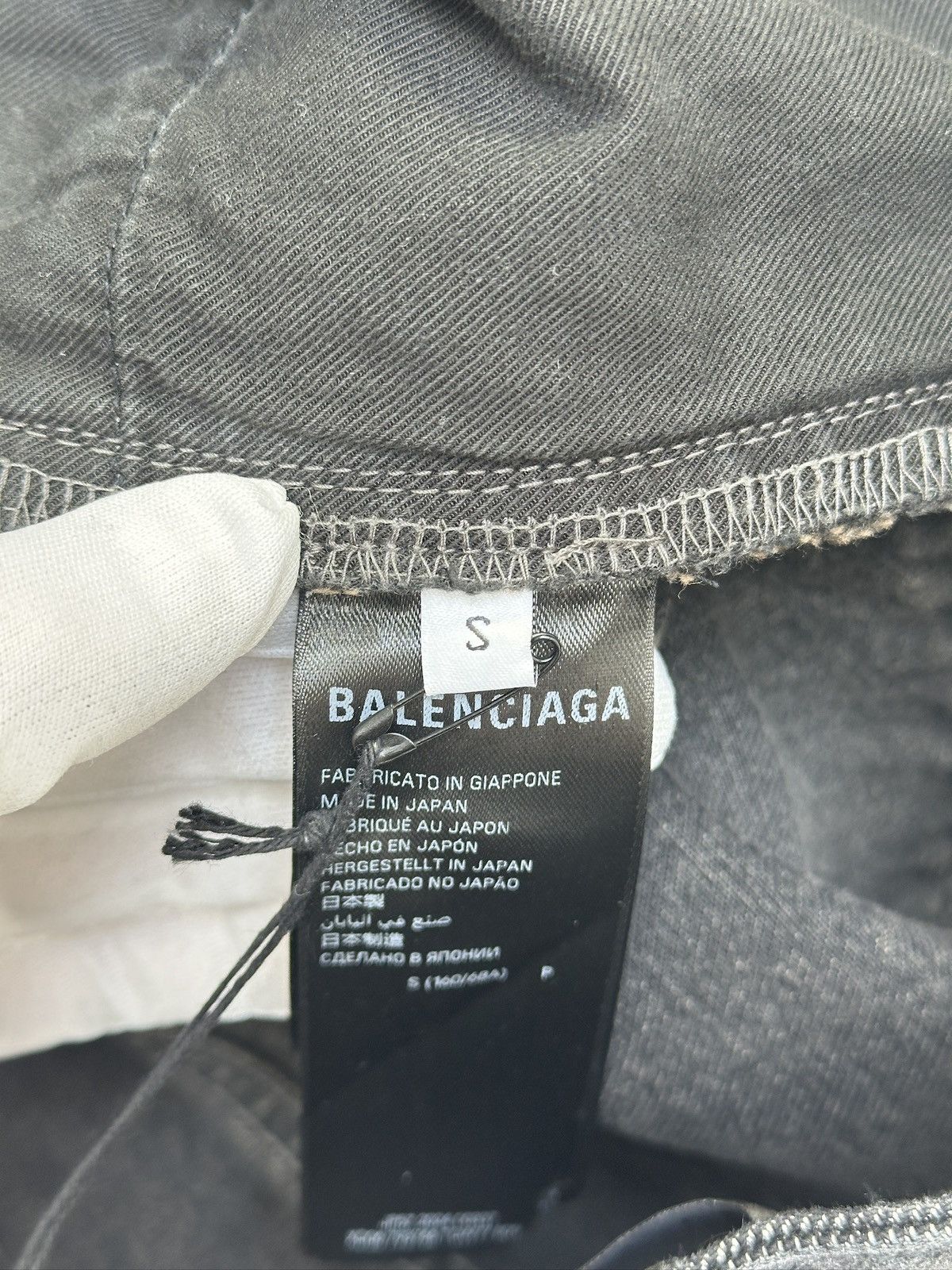 Balenciaga Balenciaga 50/50 Baggy & Flare Denim Pants Size US 30 / EU 46 - 10 Thumbnail