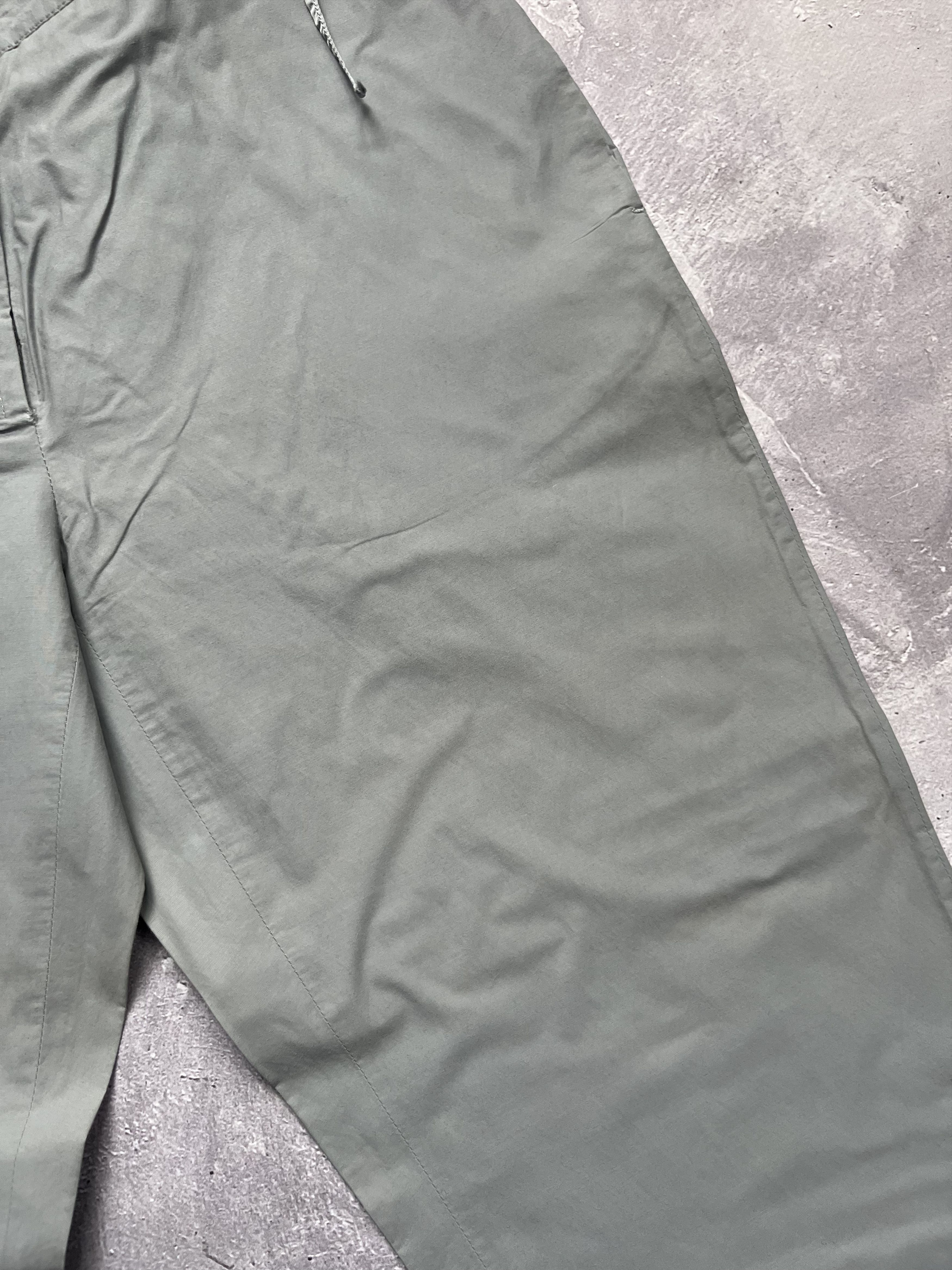 Prada Prada Lightweight Pants Cotton Nylon Gray Red Tab Size 28" / US 6 / IT 42 - 4 Thumbnail