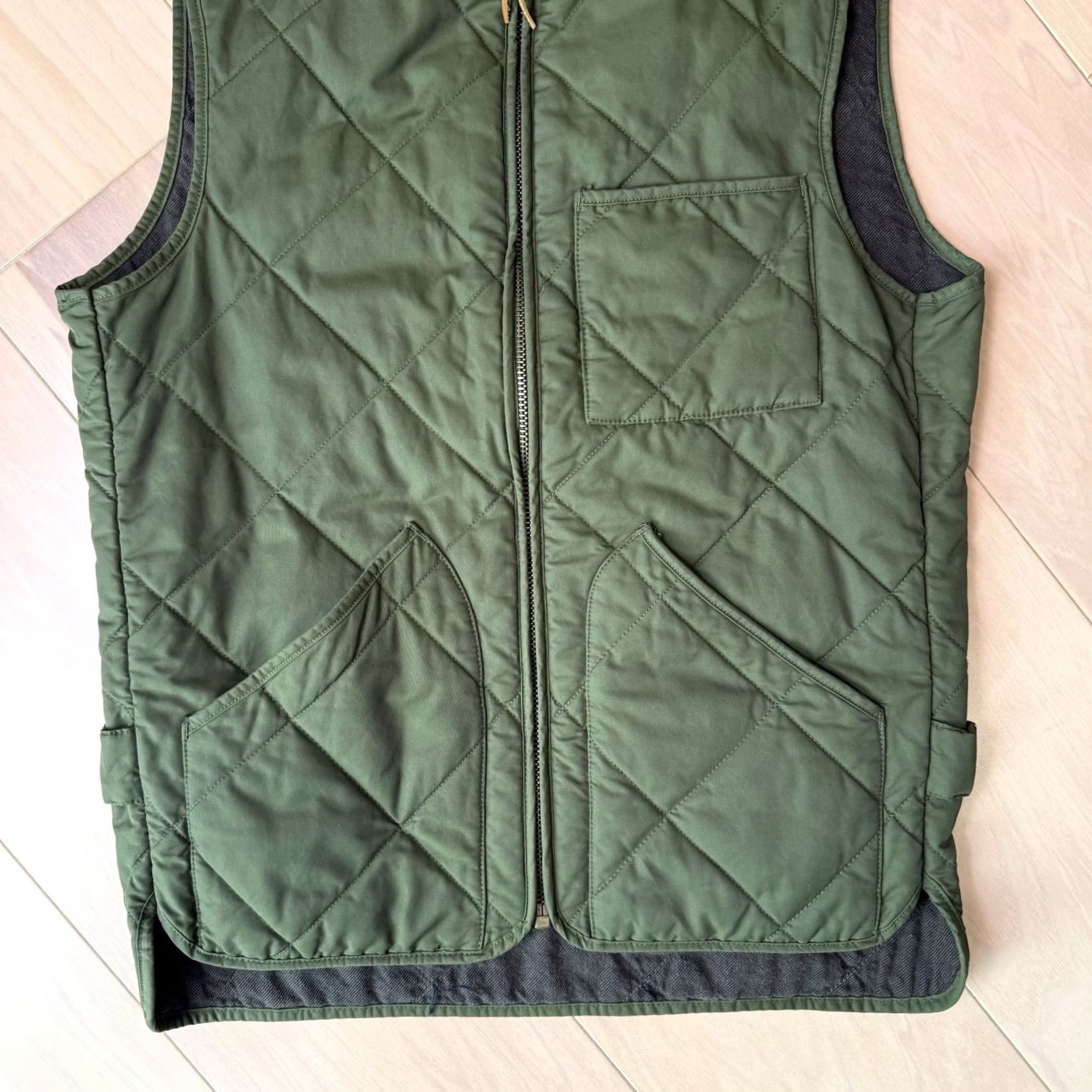 J.Crew J.CREW Sussex Quilted Vest XS Green Full Zip Outerwear Minimalist Streetwear Vest (J.CREW) XS Green Quilted Full Zip Casual Outdoor Mens Size US XS / EU 42 / 0 - 5 Thumbnail