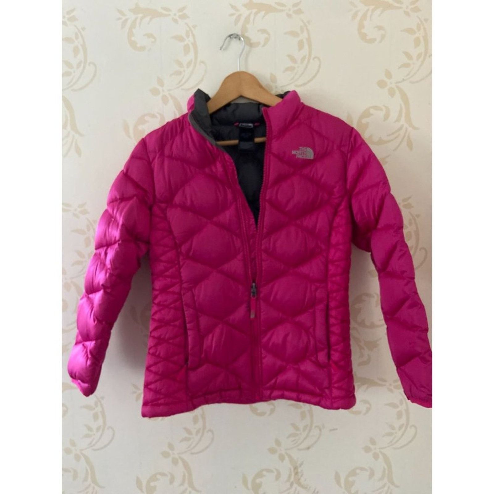 The North Face Girls 18 The North Face 550 Goose PInk Down Puffer Jacket Size XXL / US 16-18 / IT 52-54 - 1 Thumbnail
