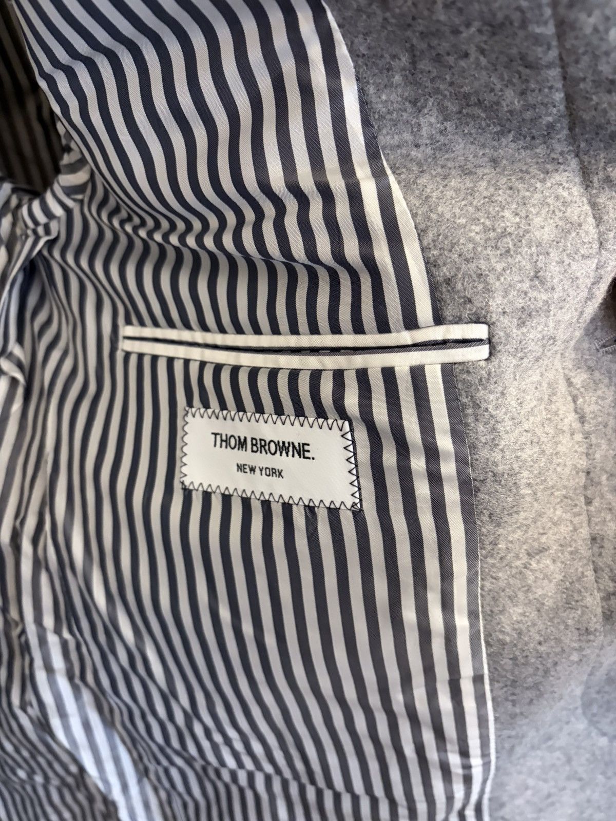 Thom Browne Thom Browne Grey Wool Chesterfield Overcoat Size US XS / EU 42 / 0 - 5 Thumbnail