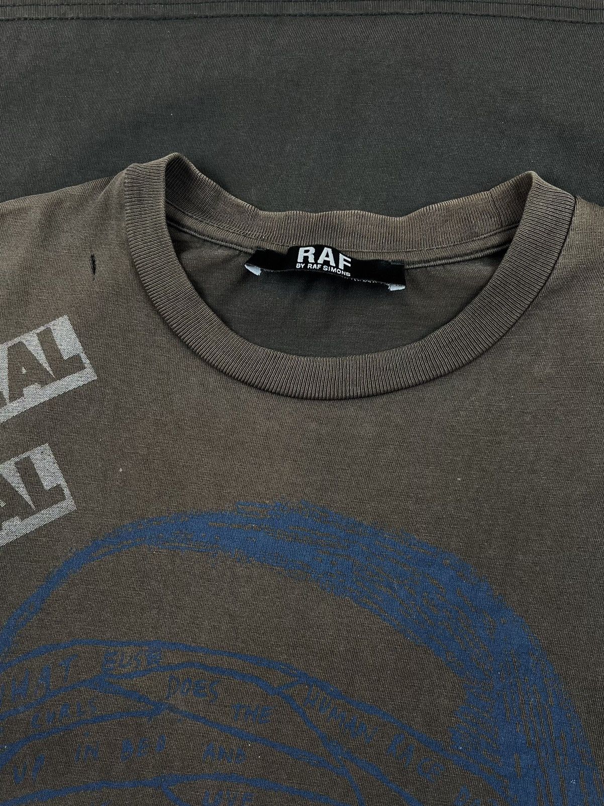 Raf Simons AW06 Raf By Raf Simons Ideal Moral Life Tshirt Faded Gray Size US S / EU 44-46 / 1 - 5 Thumbnail