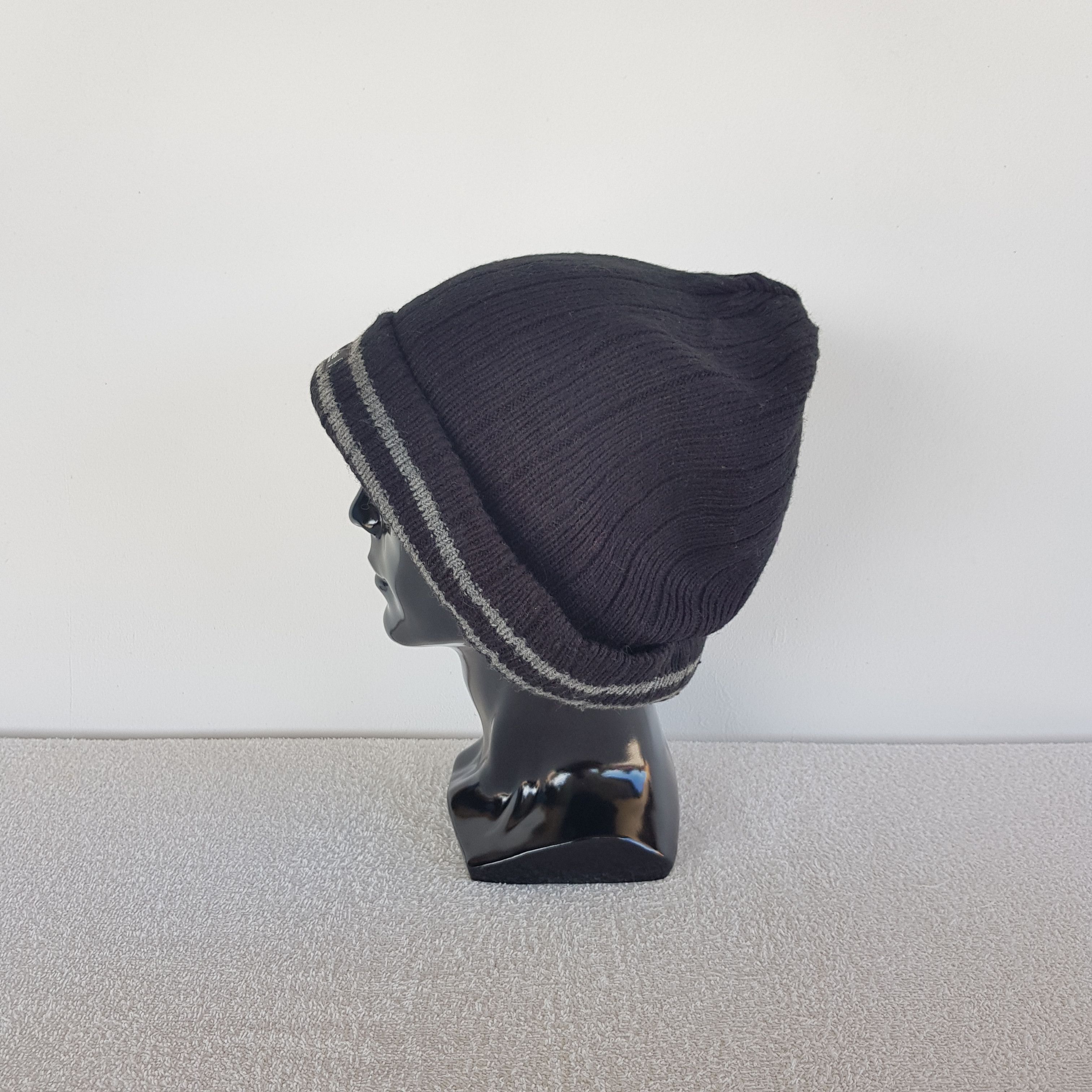 Japanese Brand Vintage Thinsulate 3M Insulator Beanie Ribbed Snow Caps Hats Size ONE SIZE - 4 Thumbnail