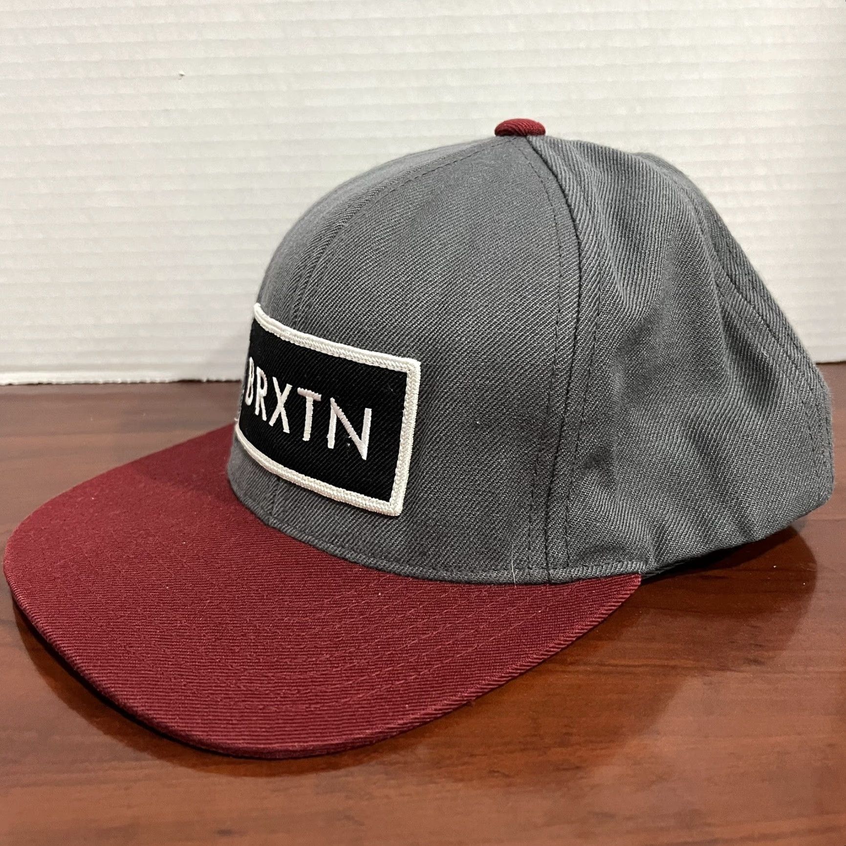 Brixton Brixton Hat Cap Snap Back Gray Red Adjustable Flat Brim Mens Wool Size ONE SIZE - 3 Thumbnail