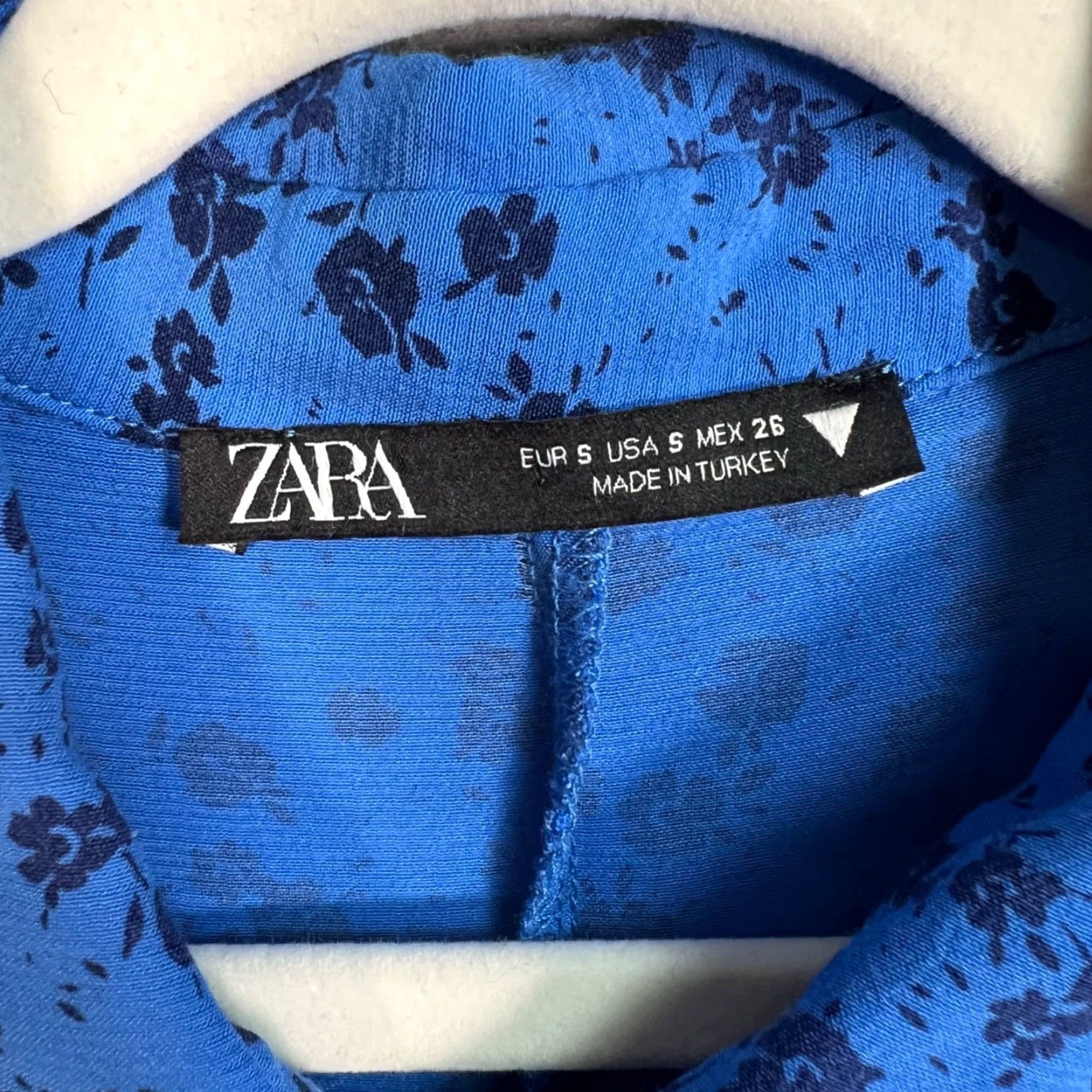 Zara Zara Blouse Womens Small Blue Floral Button-Up Long Sleeve Shirt Size S / US 4 / IT 40 - 3 Thumbnail