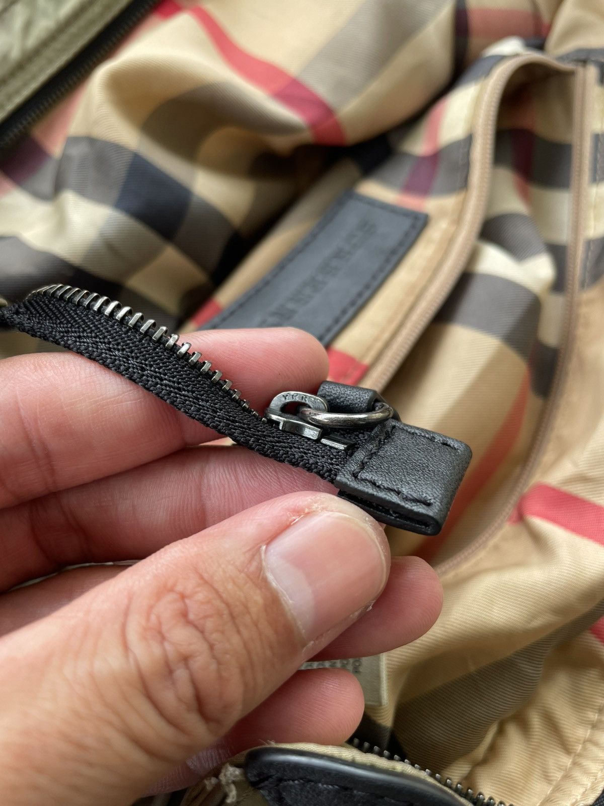 Burberry Burberry Nylon Shoulder Bag Size ONE SIZE - 5 Thumbnail
