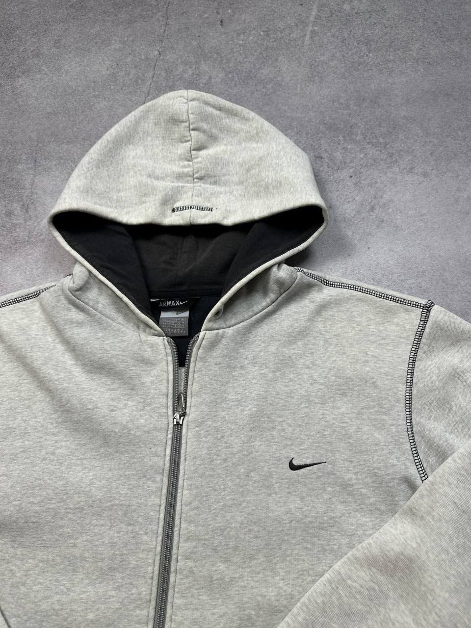 Nike Vintage Nike Air Max Zip-Up Hoodie, Size L – Classic vintage Size US L / EU 52-54 / 3 - 4 Thumbnail