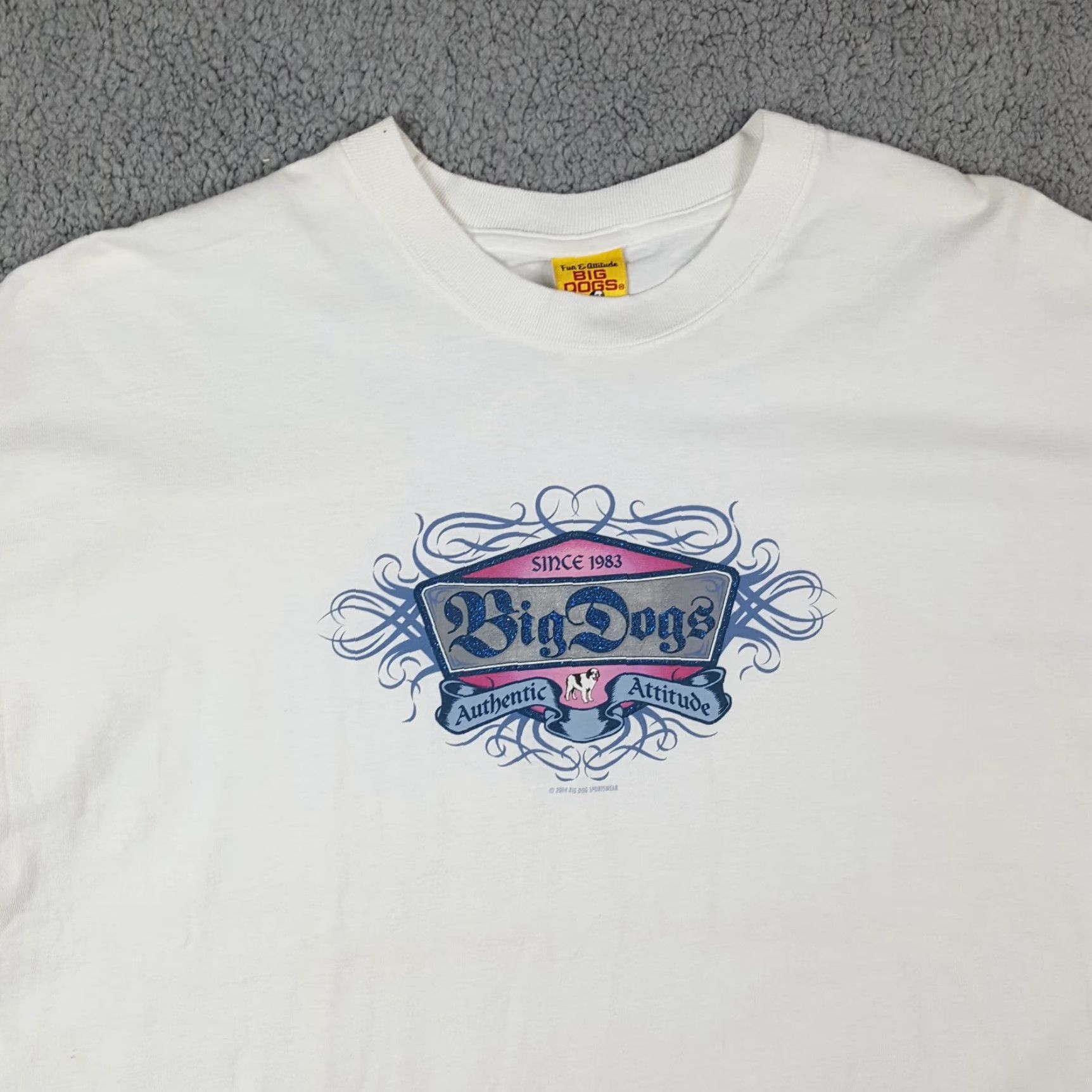 Big Dogs VINTAGE Big Dogs Y2K Tribal Logo Women's XL Retro Short Sleeve T-Shirt Top Cotton Casual 90s Dog Outdoor Size XL / US 12-14 / IT 48-50 - 2 Thumbnail