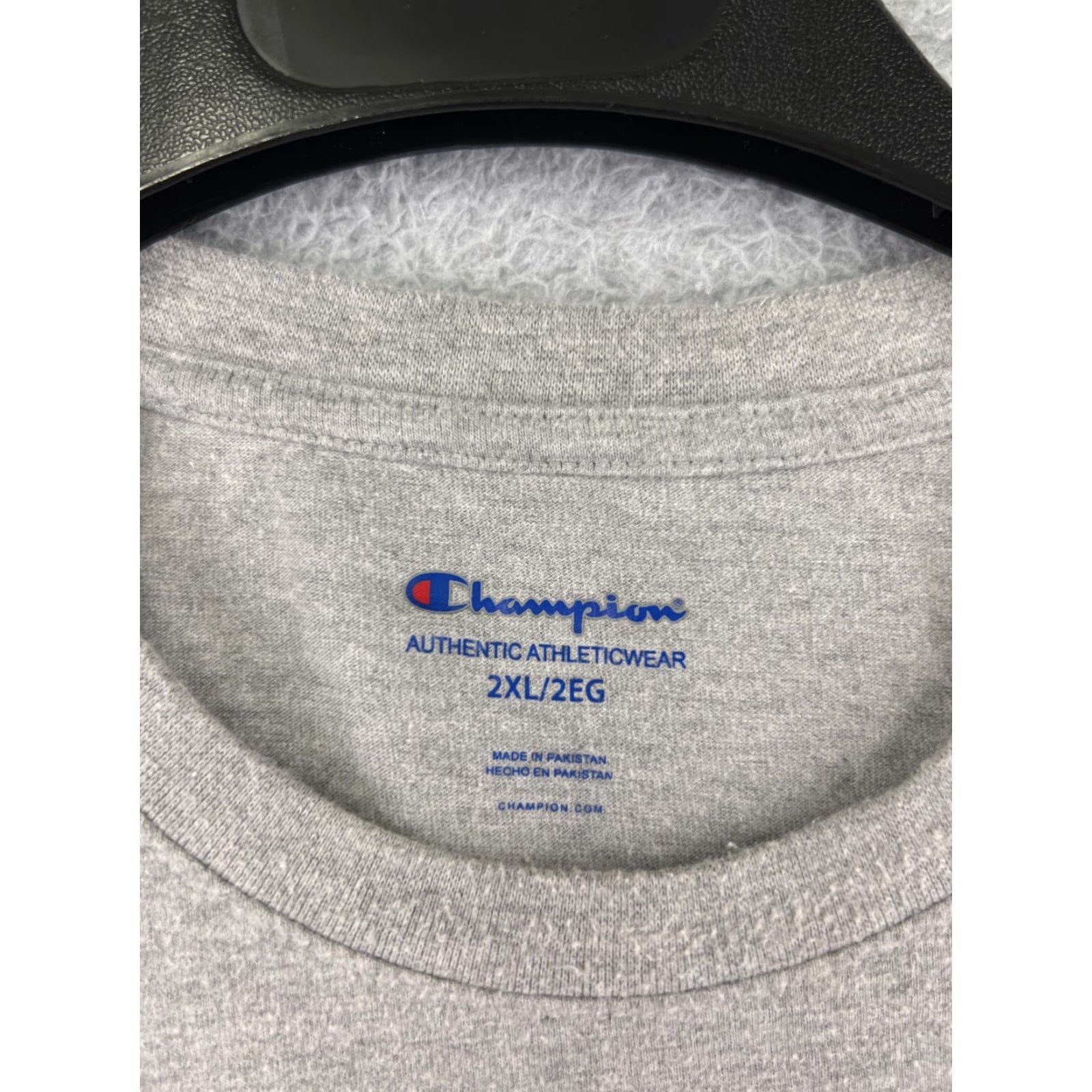 Champion CHAMPION Shirt Men 2XL Gray Short Sleeve Crew Neck 100% Cotton Spellout Vintage No (adjusted to best-fit) Size US XXL / EU 58 / 5 - 4 Thumbnail