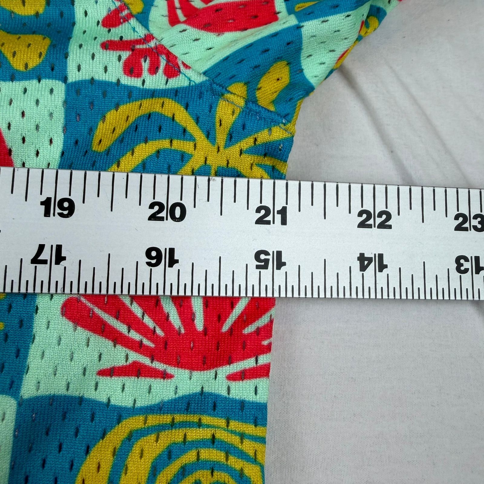 Nike Nike Dri-FIT Hawaiian Resort Camp Button Up Shirt Size M Size US M / EU 48-50 / 2 - 4 Thumbnail
